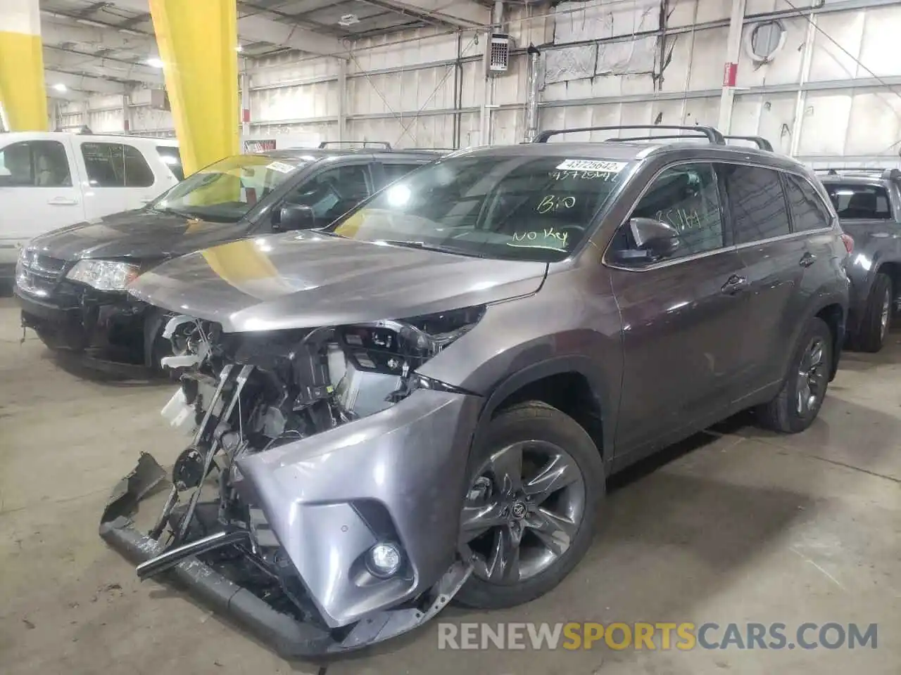 2 Photograph of a damaged car 5TDDZRFHXKS719359 TOYOTA HIGHLANDER 2019