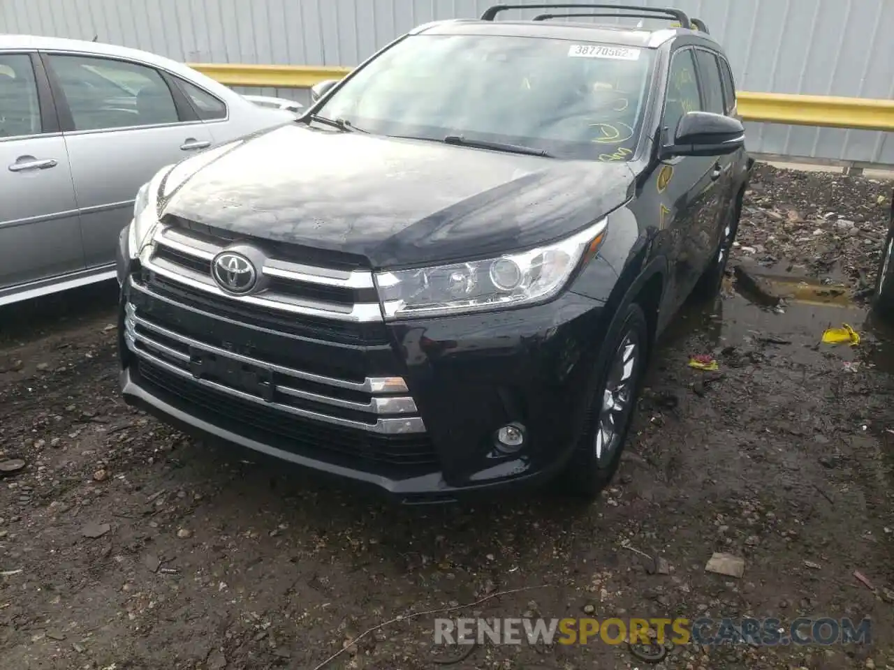 2 Фотография поврежденного автомобиля 5TDDZRFHXKS736842 TOYOTA HIGHLANDER 2019