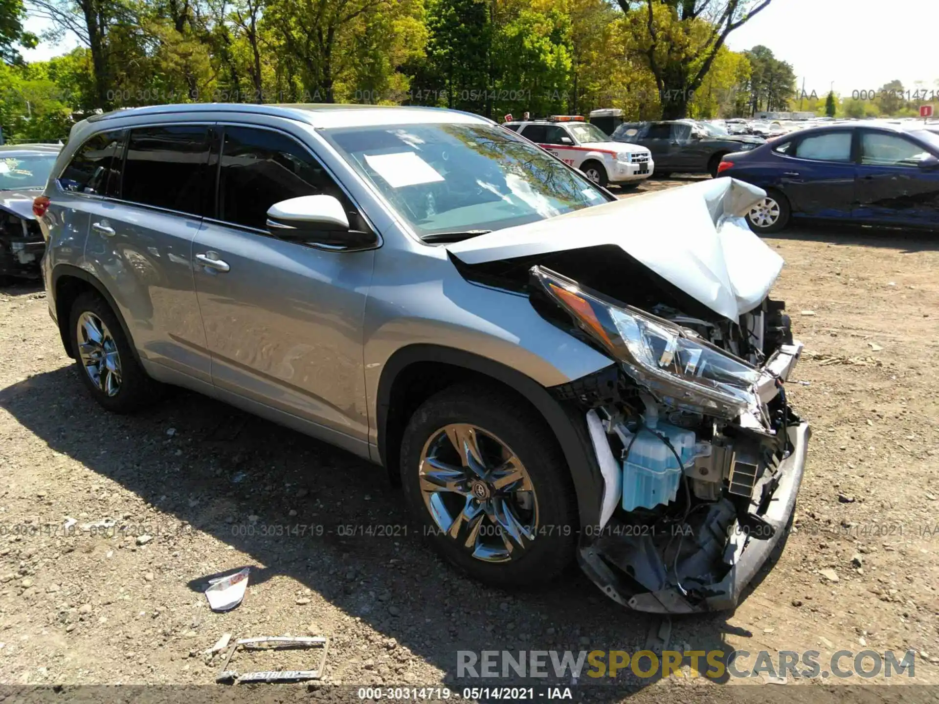 1 Photograph of a damaged car 5TDDZRFHXKS740387 TOYOTA HIGHLANDER 2019