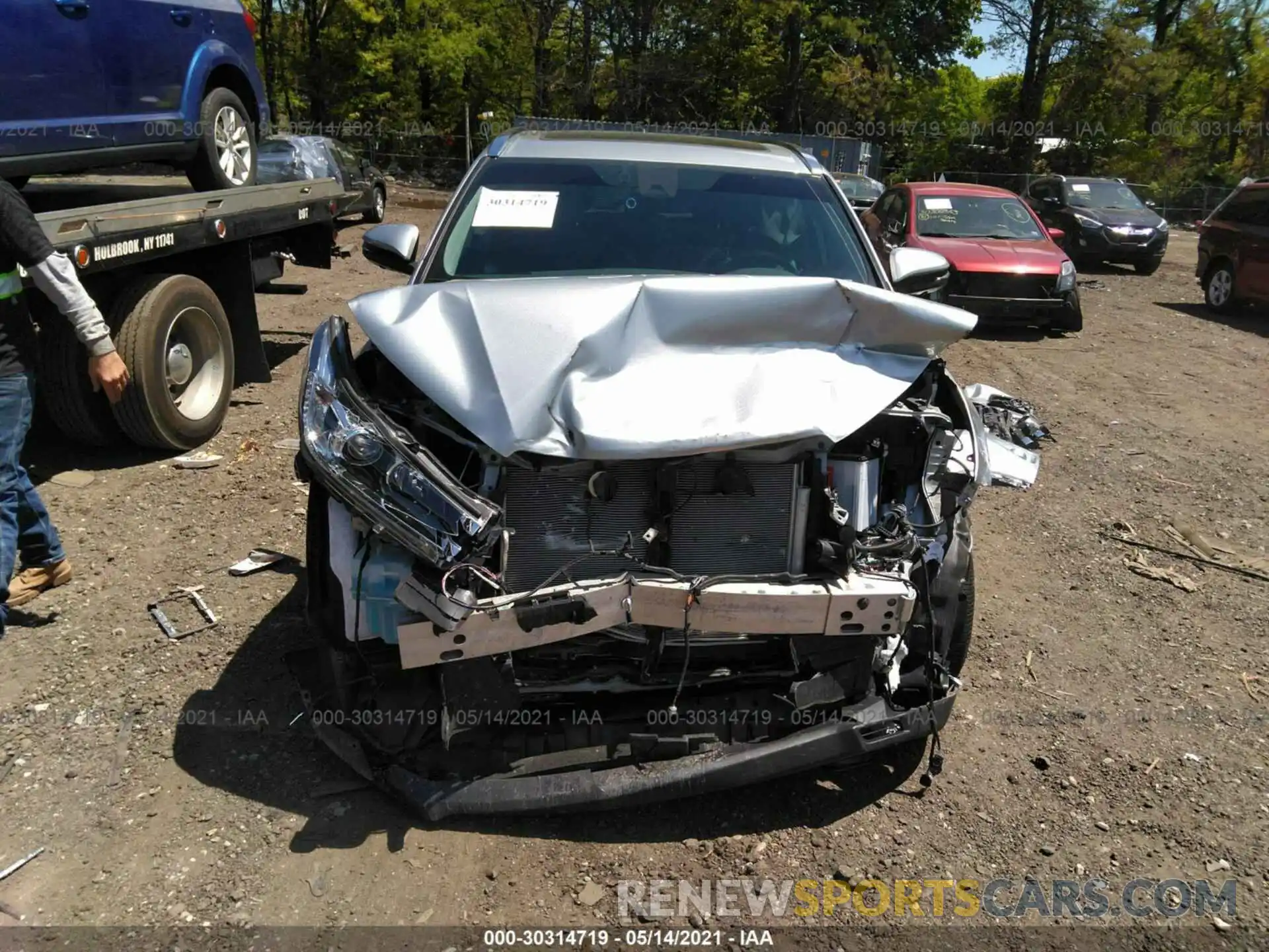 6 Photograph of a damaged car 5TDDZRFHXKS740387 TOYOTA HIGHLANDER 2019