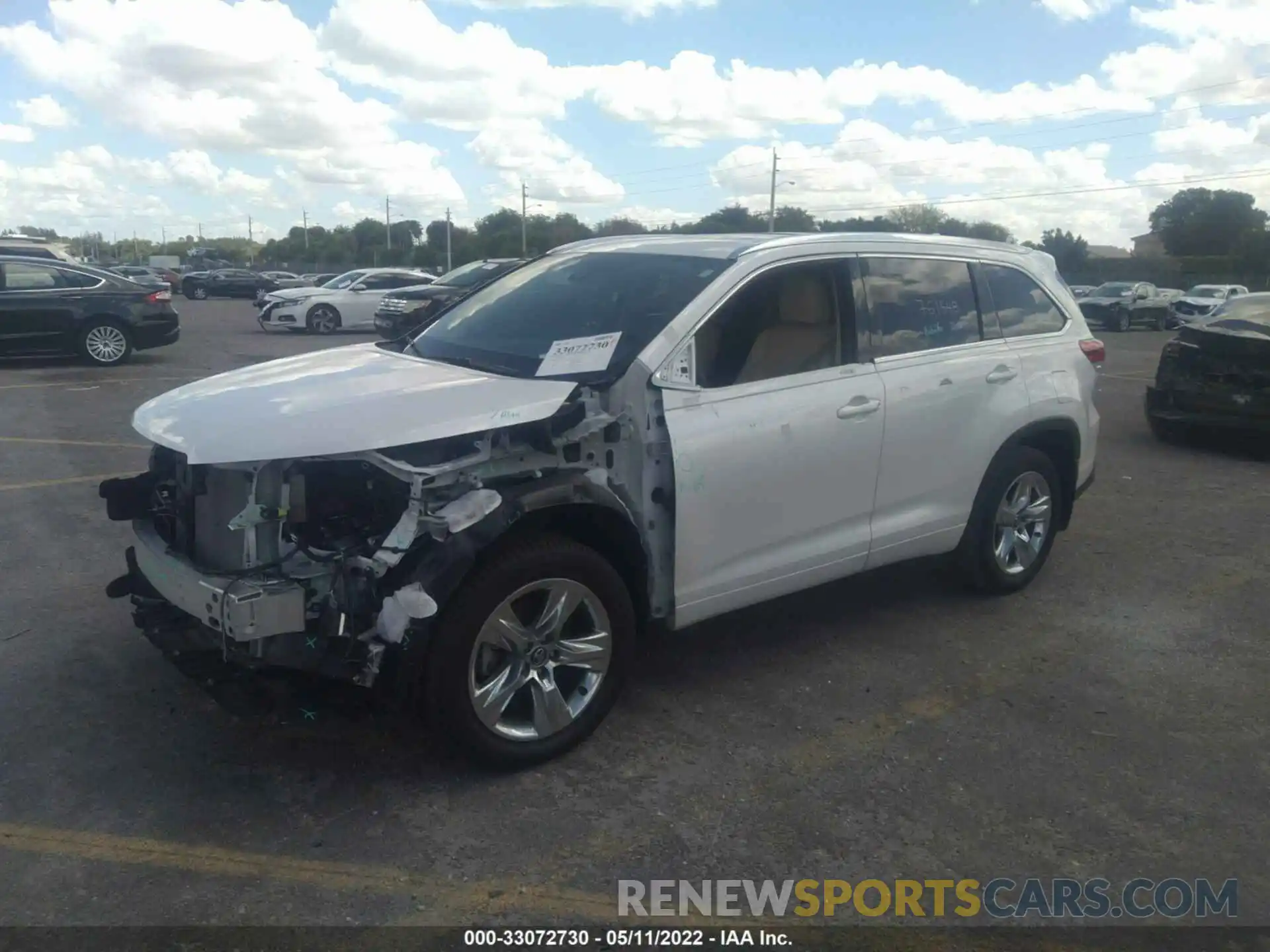 2 Photograph of a damaged car 5TDDZRFHXKS915379 TOYOTA HIGHLANDER 2019