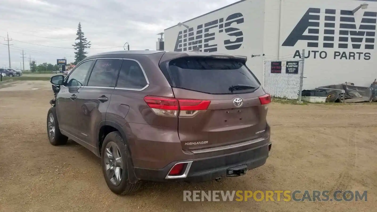 3 Photograph of a damaged car 5TDDZRFHXKS941822 TOYOTA HIGHLANDER 2019