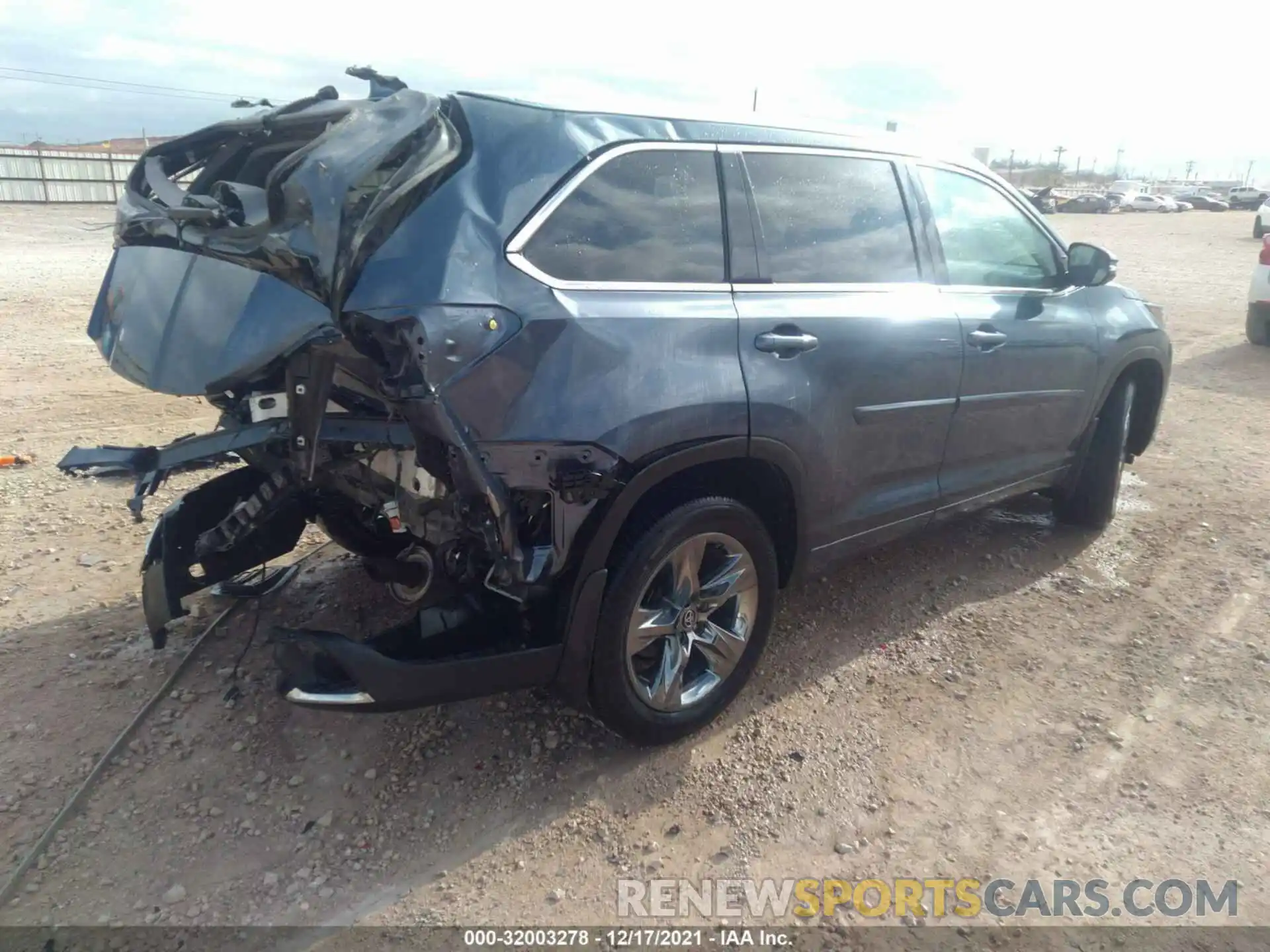 4 Фотография поврежденного автомобиля 5TDDZRFHXKS948401 TOYOTA HIGHLANDER 2019