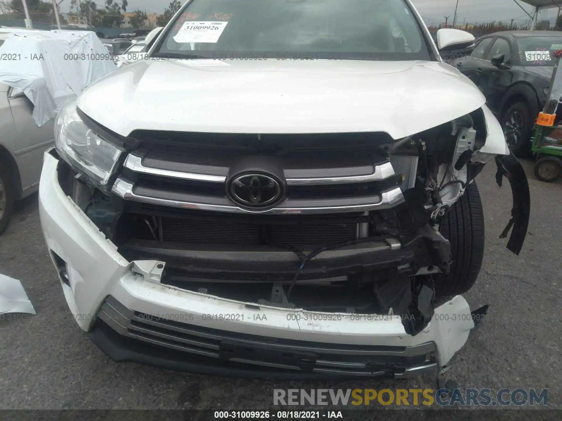 6 Photograph of a damaged car 5TDDZRFHXKS959351 TOYOTA HIGHLANDER 2019