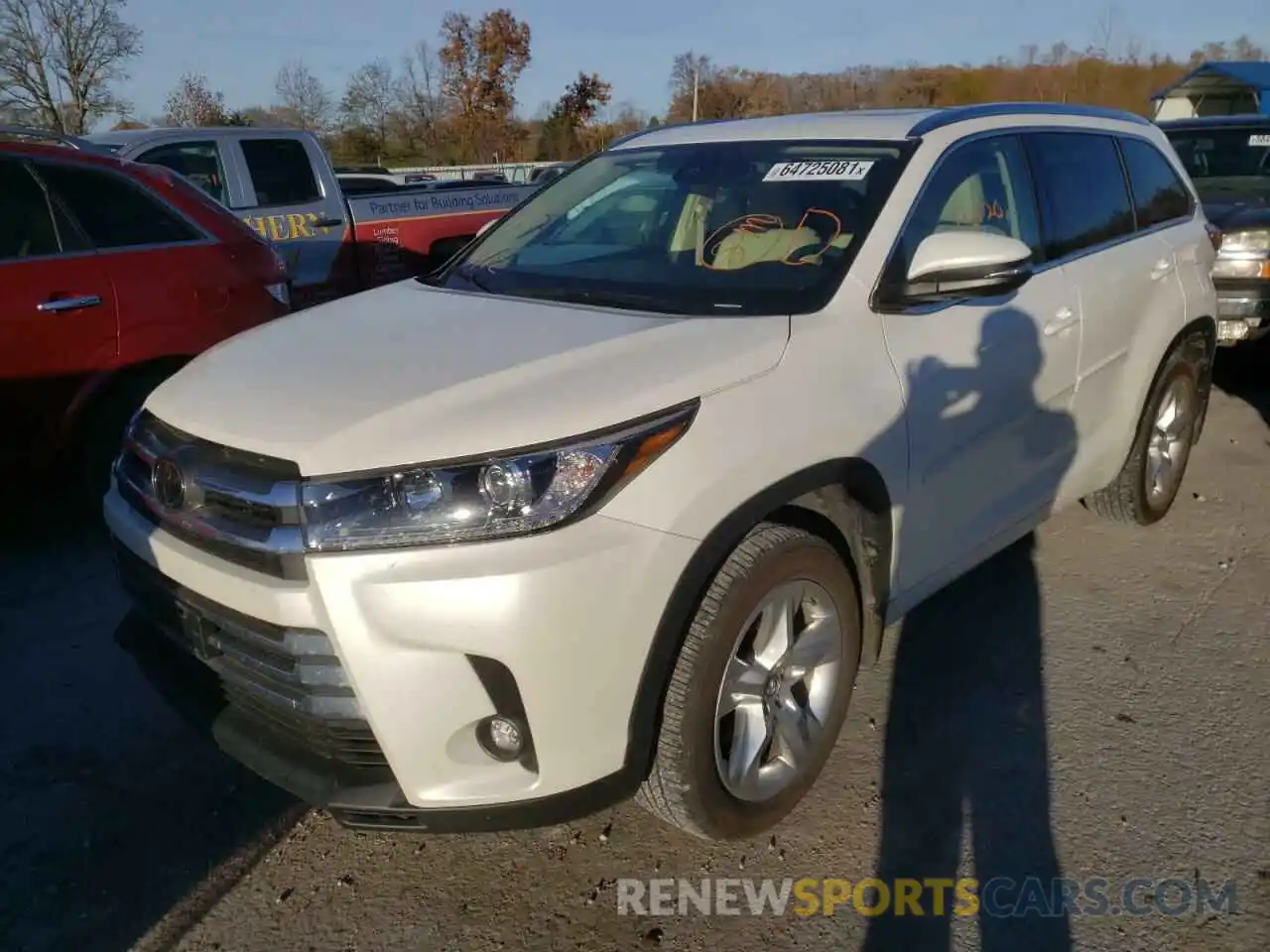 2 Photograph of a damaged car 5TDDZRFHXKS974271 TOYOTA HIGHLANDER 2019