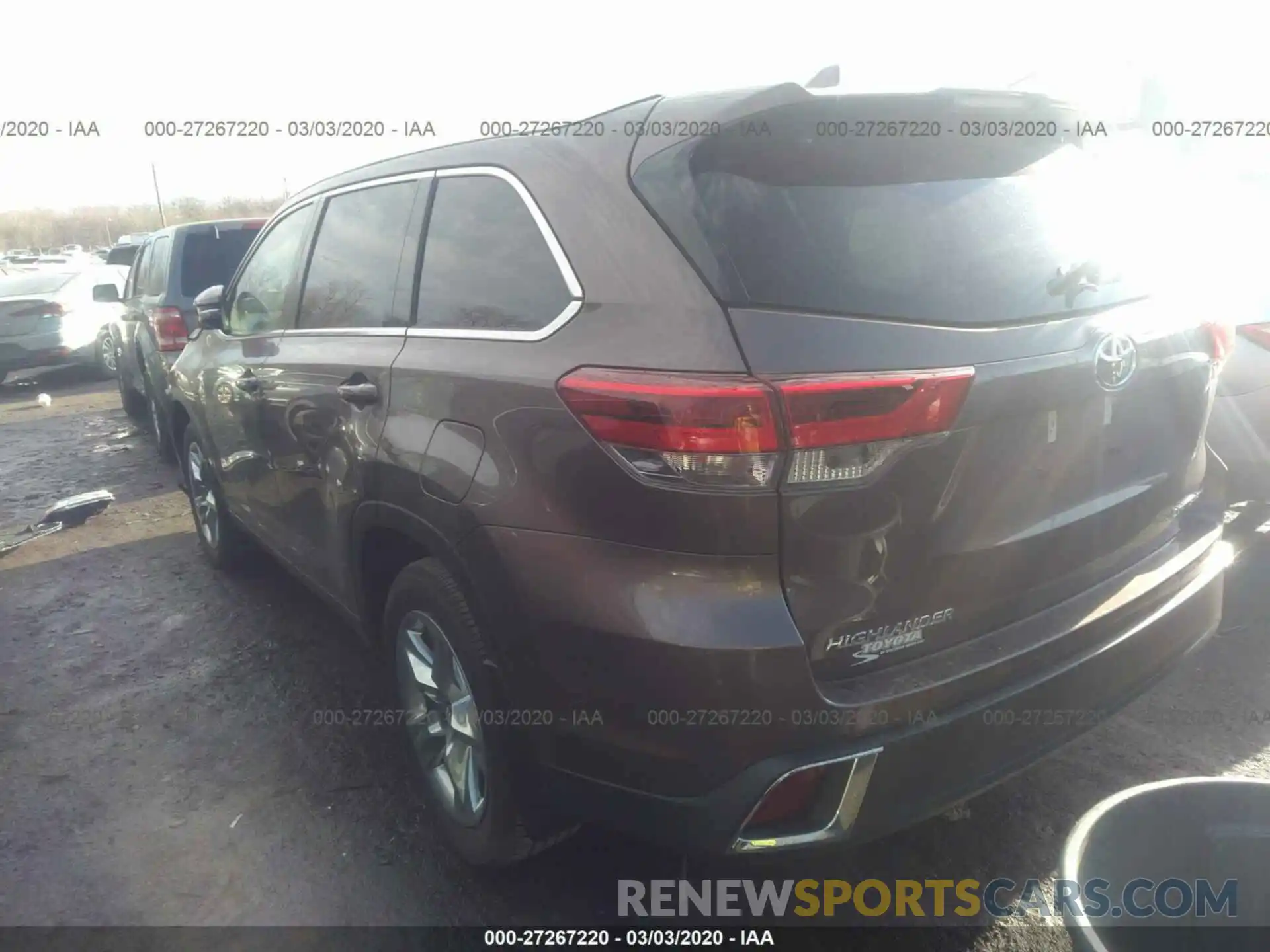 3 Photograph of a damaged car 5TDDZRFHXKS977350 TOYOTA HIGHLANDER 2019