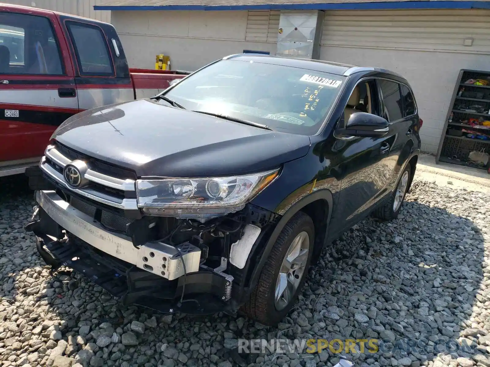 2 Photograph of a damaged car 5TDDZRFHXKS987344 TOYOTA HIGHLANDER 2019