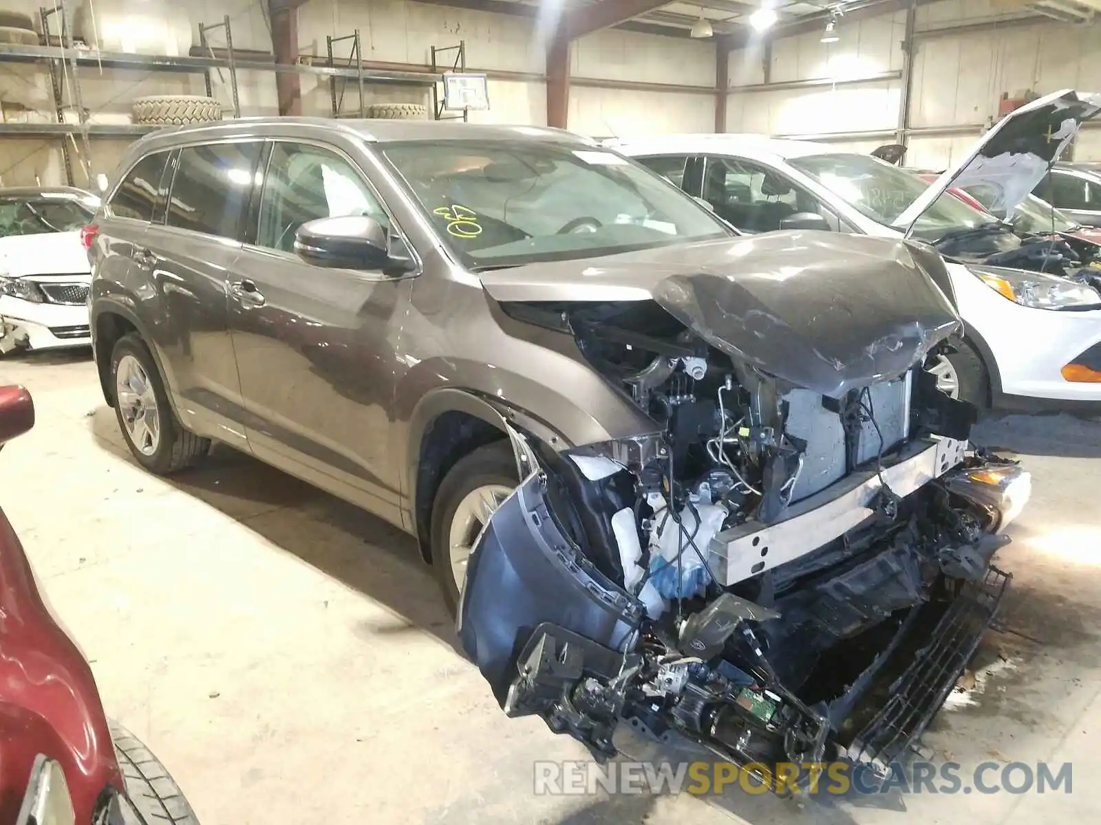 1 Photograph of a damaged car 5TDDZRFHXKS988851 TOYOTA HIGHLANDER 2019