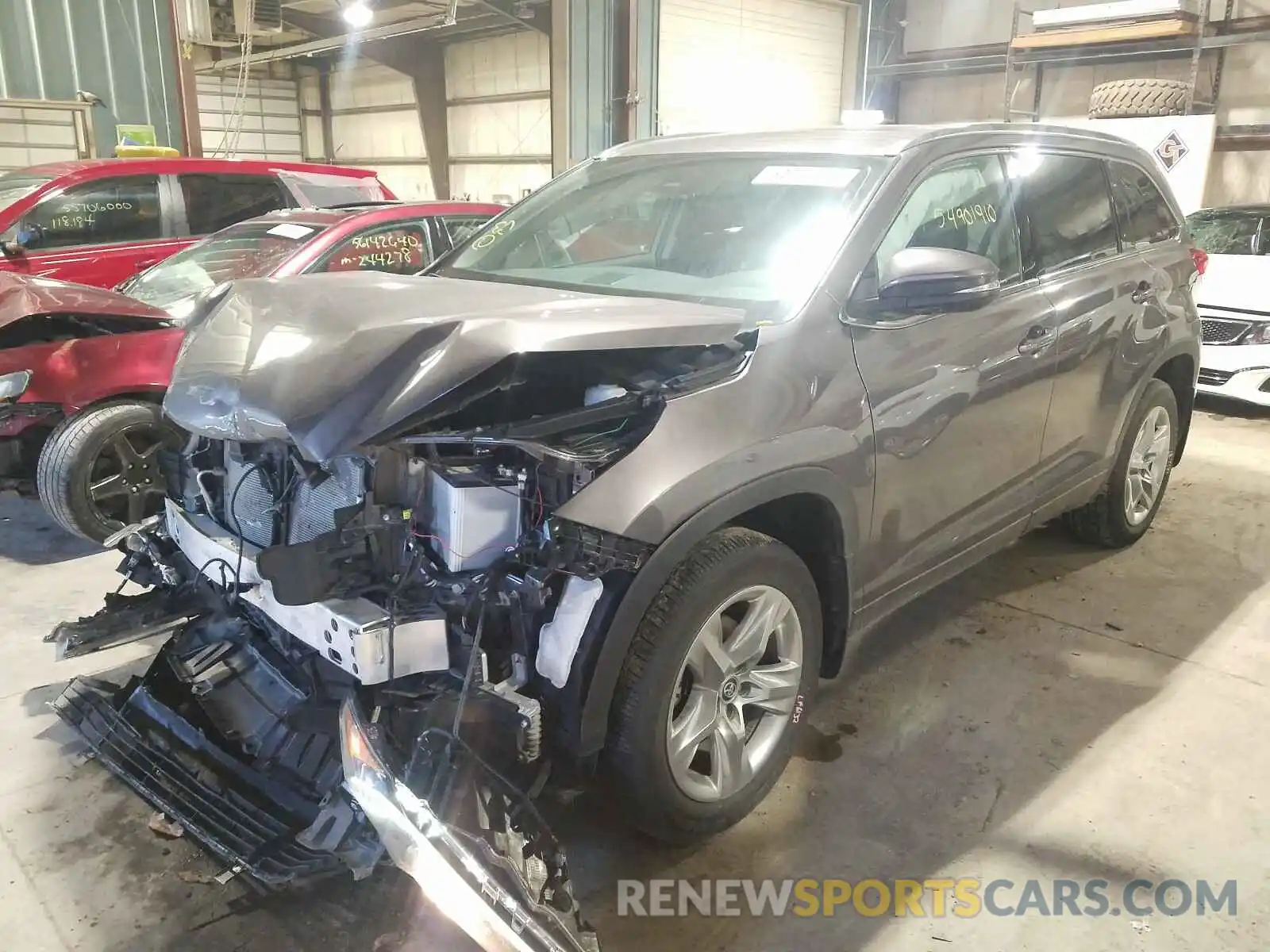 2 Photograph of a damaged car 5TDDZRFHXKS988851 TOYOTA HIGHLANDER 2019