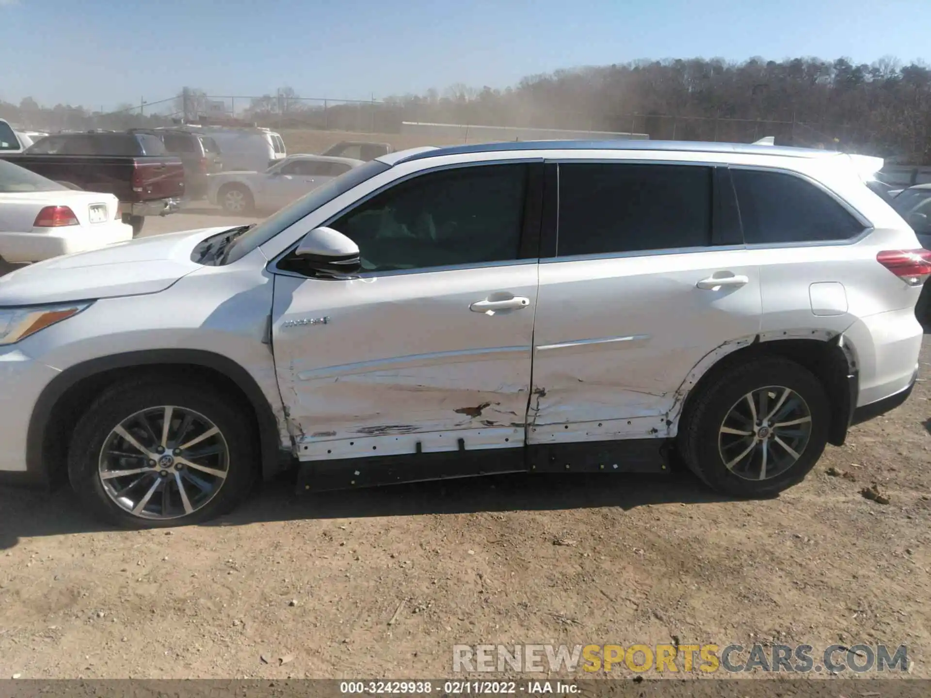 6 Фотография поврежденного автомобиля 5TDJGRFH0KS052438 TOYOTA HIGHLANDER 2019