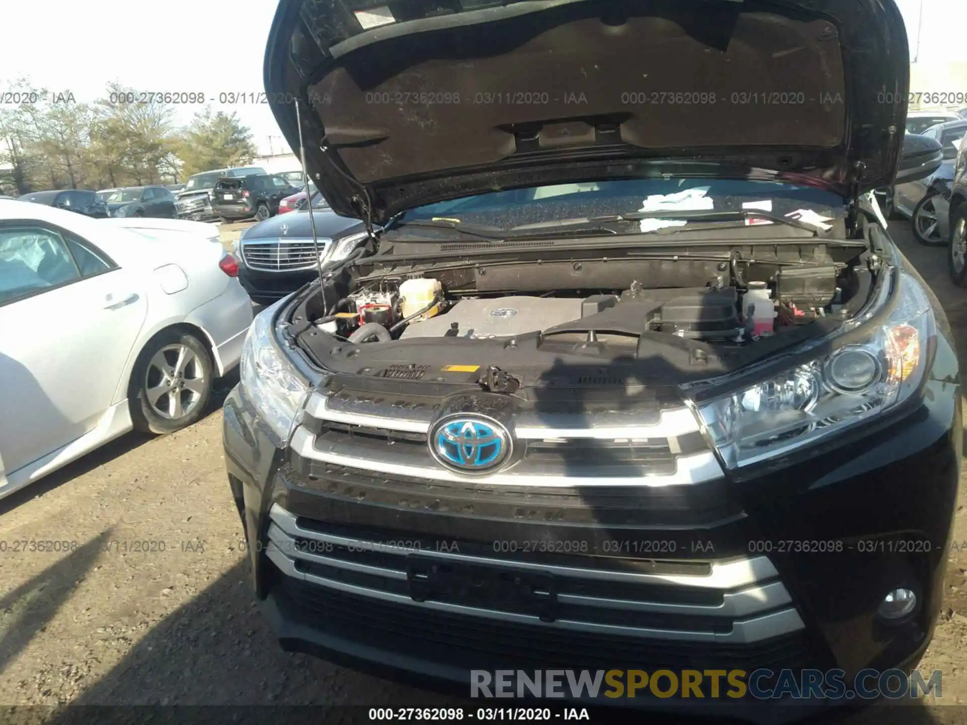 10 Photograph of a damaged car 5TDJGRFH0KS065142 TOYOTA HIGHLANDER 2019