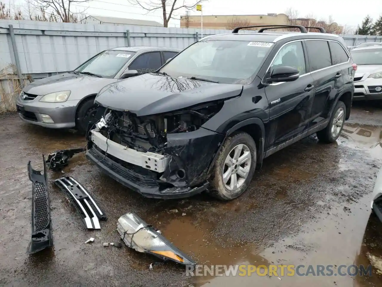 2 Photograph of a damaged car 5TDJGRFH1KS067448 TOYOTA HIGHLANDER 2019