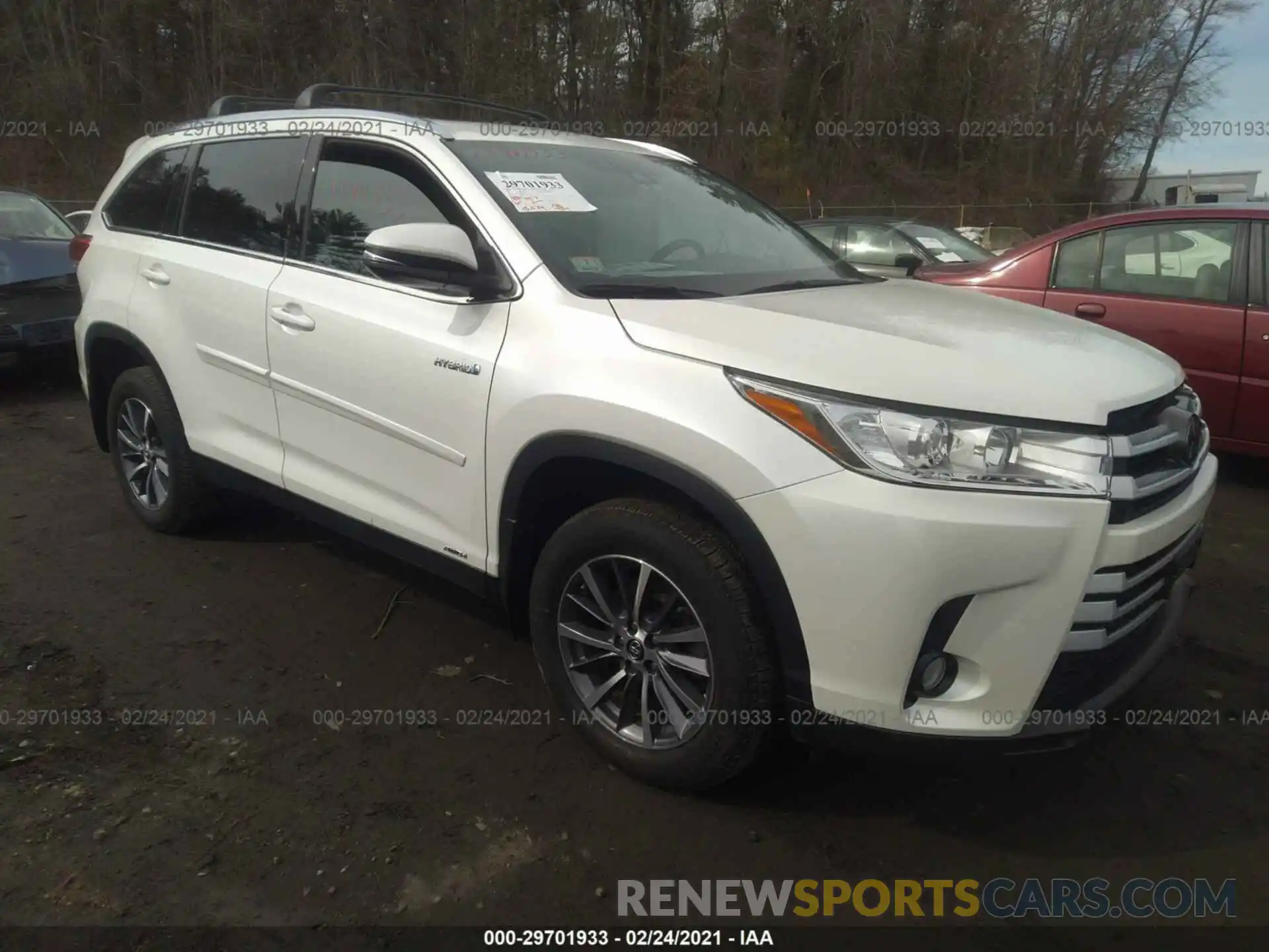 1 Photograph of a damaged car 5TDJGRFH1KS073167 TOYOTA HIGHLANDER 2019