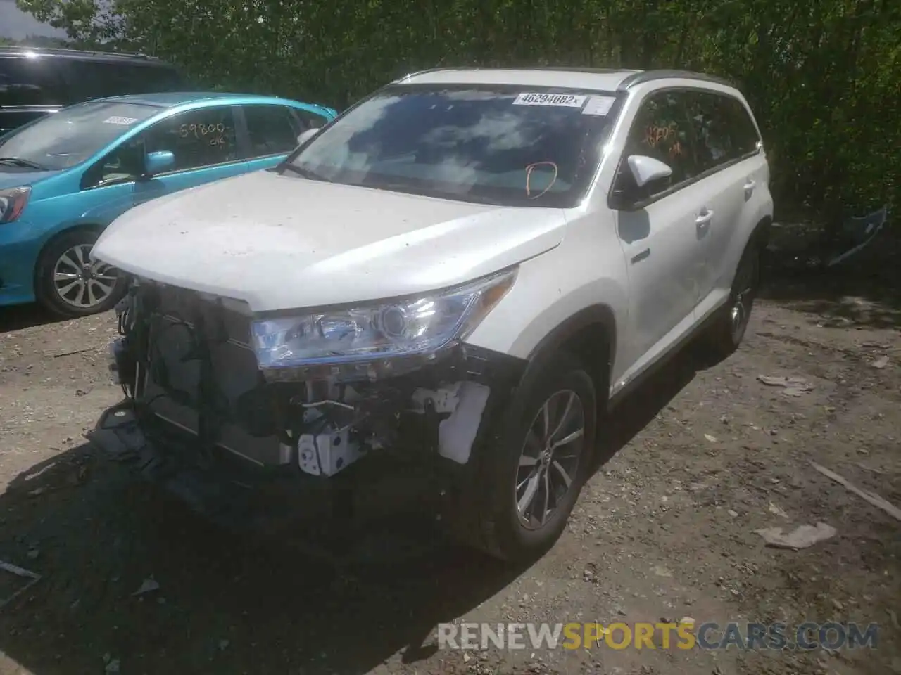 2 Photograph of a damaged car 5TDJGRFH2KS068799 TOYOTA HIGHLANDER 2019