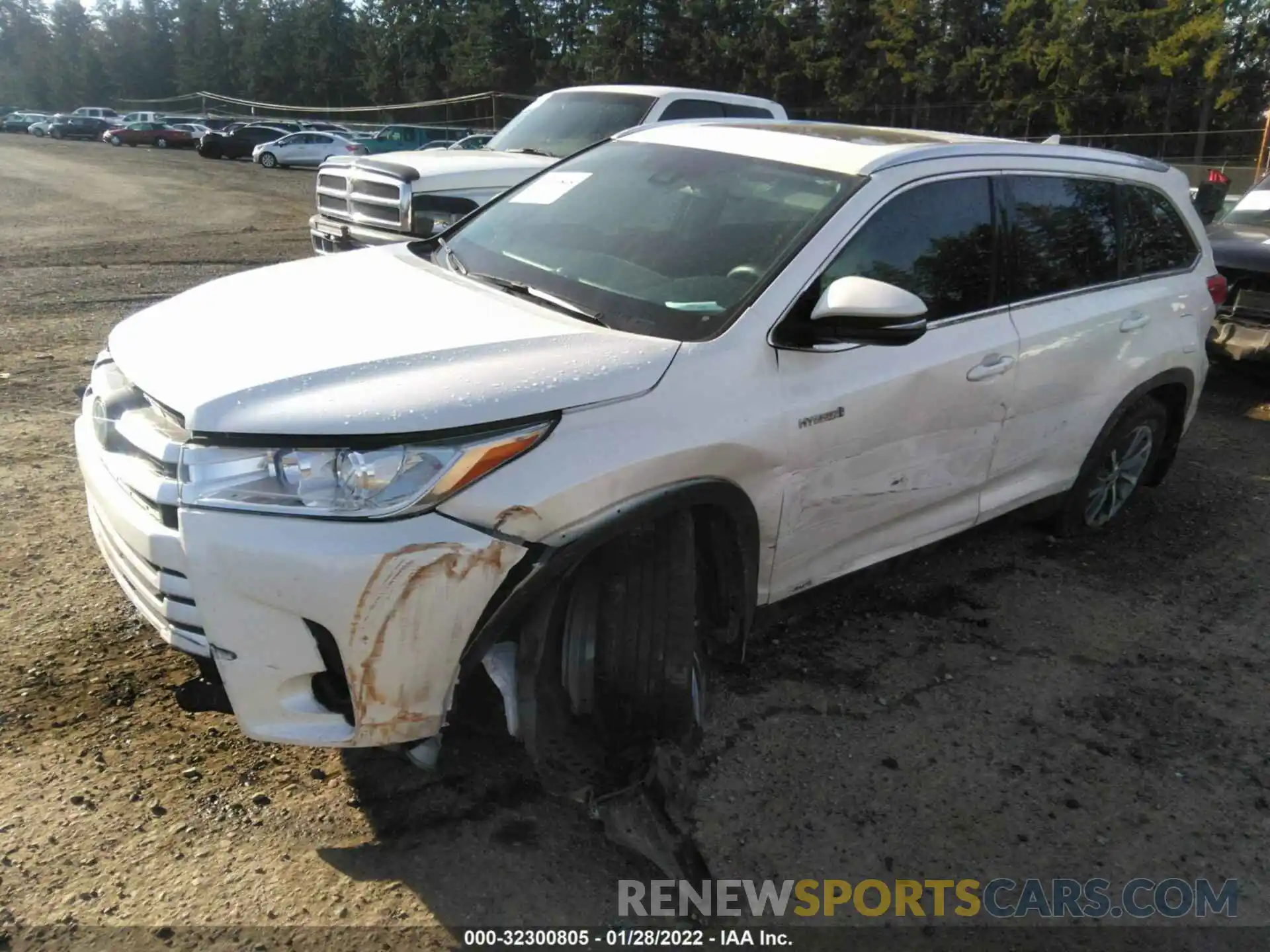 2 Photograph of a damaged car 5TDJGRFH2KS078930 TOYOTA HIGHLANDER 2019