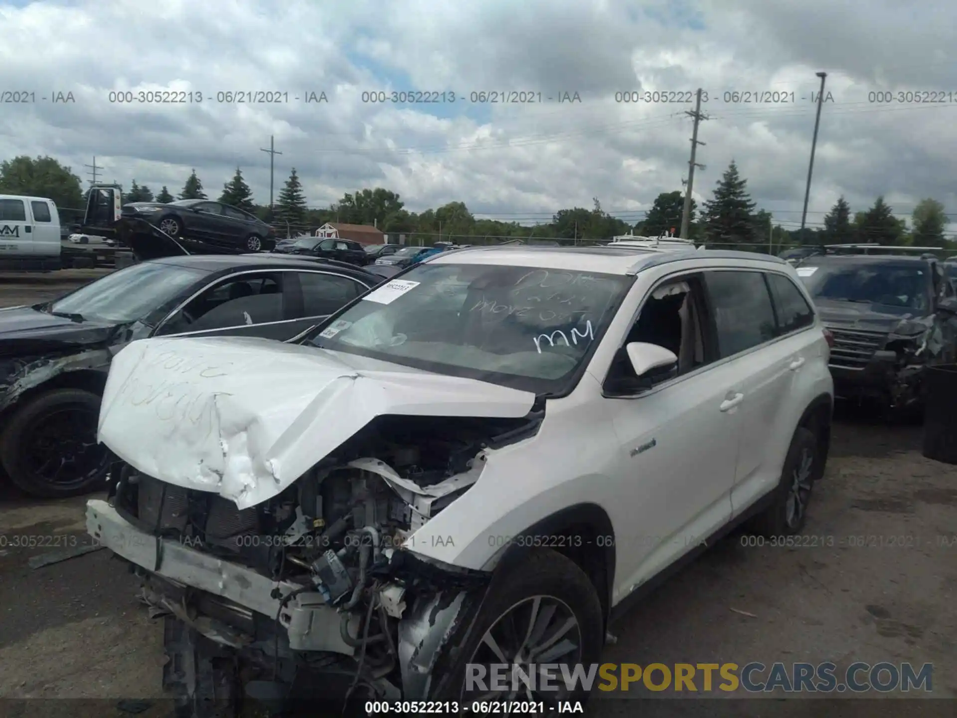 2 Фотография поврежденного автомобиля 5TDJGRFH3KS053745 TOYOTA HIGHLANDER 2019