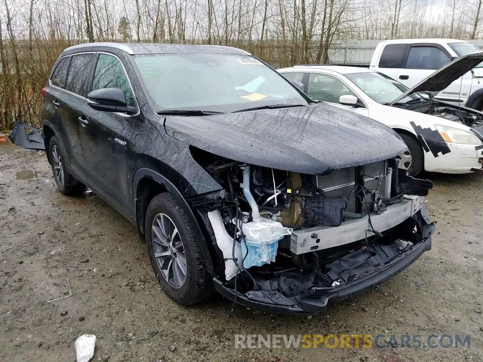 1 Photograph of a damaged car 5TDJGRFH3KS056919 TOYOTA HIGHLANDER 2019