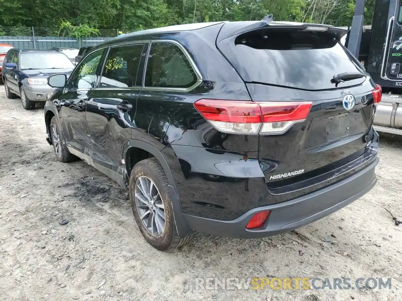 3 Фотография поврежденного автомобиля 5TDJGRFH3KS073963 TOYOTA HIGHLANDER 2019