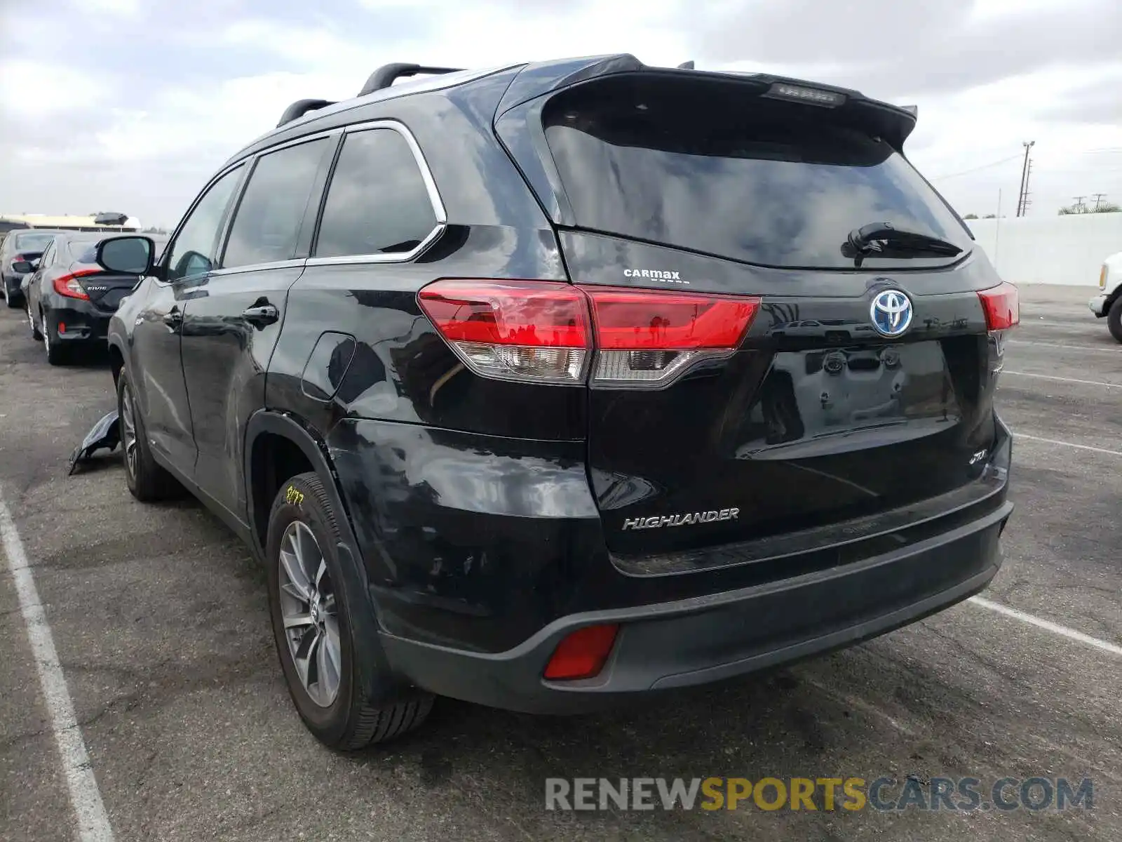 3 Photograph of a damaged car 5TDJGRFH3KS076748 TOYOTA HIGHLANDER 2019