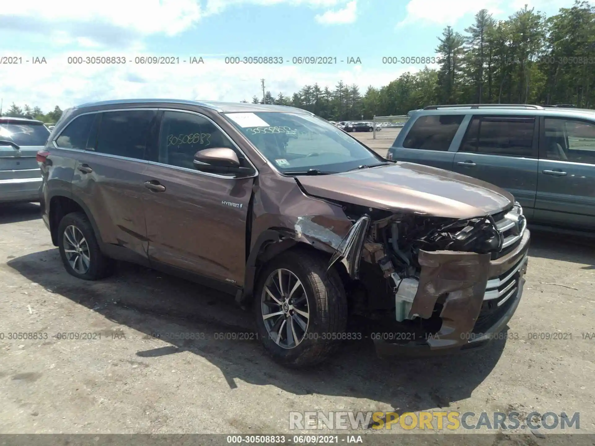 1 Photograph of a damaged car 5TDJGRFH4KS071364 TOYOTA HIGHLANDER 2019