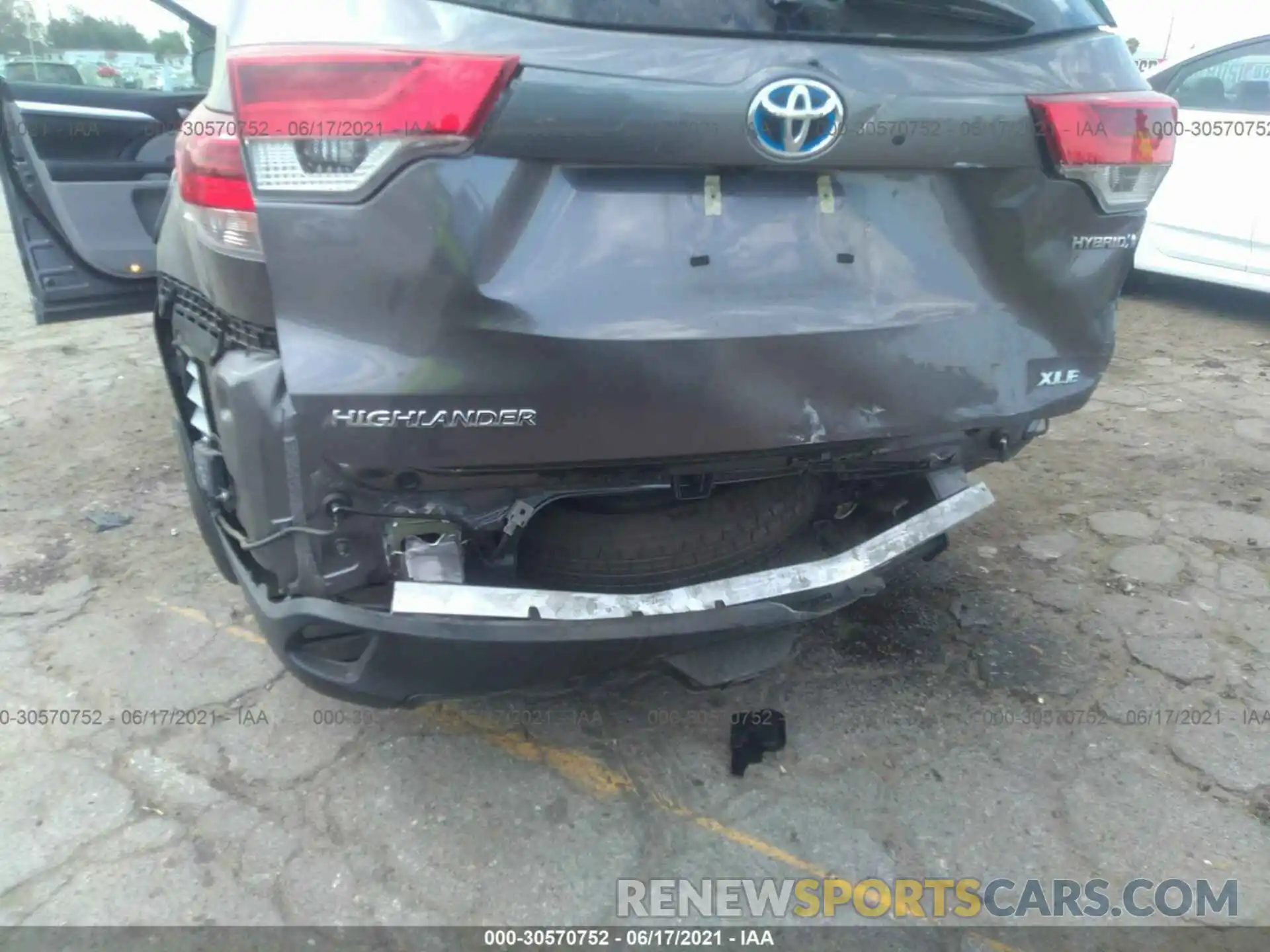 6 Photograph of a damaged car 5TDJGRFH4KS073664 TOYOTA HIGHLANDER 2019