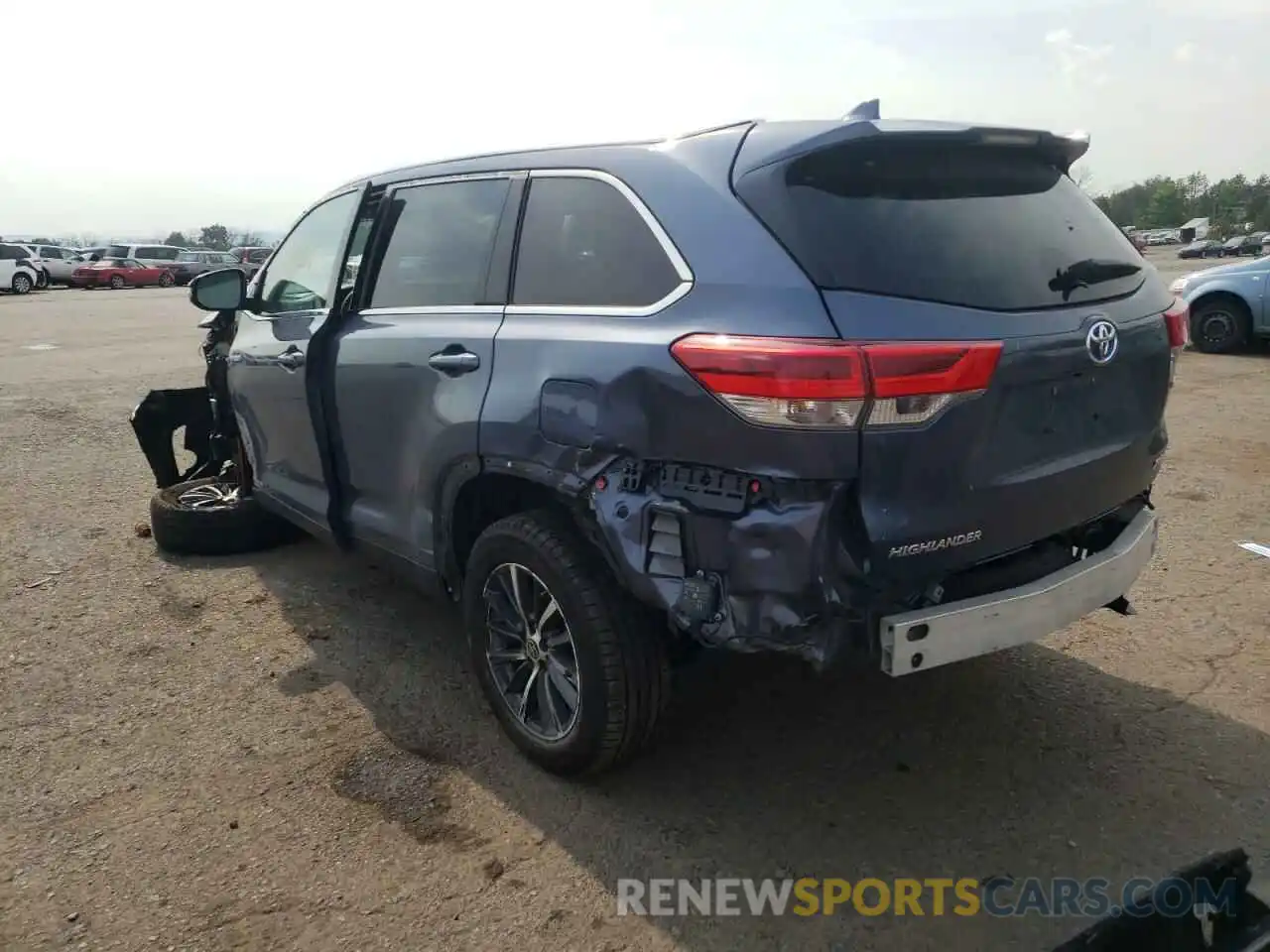 3 Фотография поврежденного автомобиля 5TDJGRFH4KS078993 TOYOTA HIGHLANDER 2019