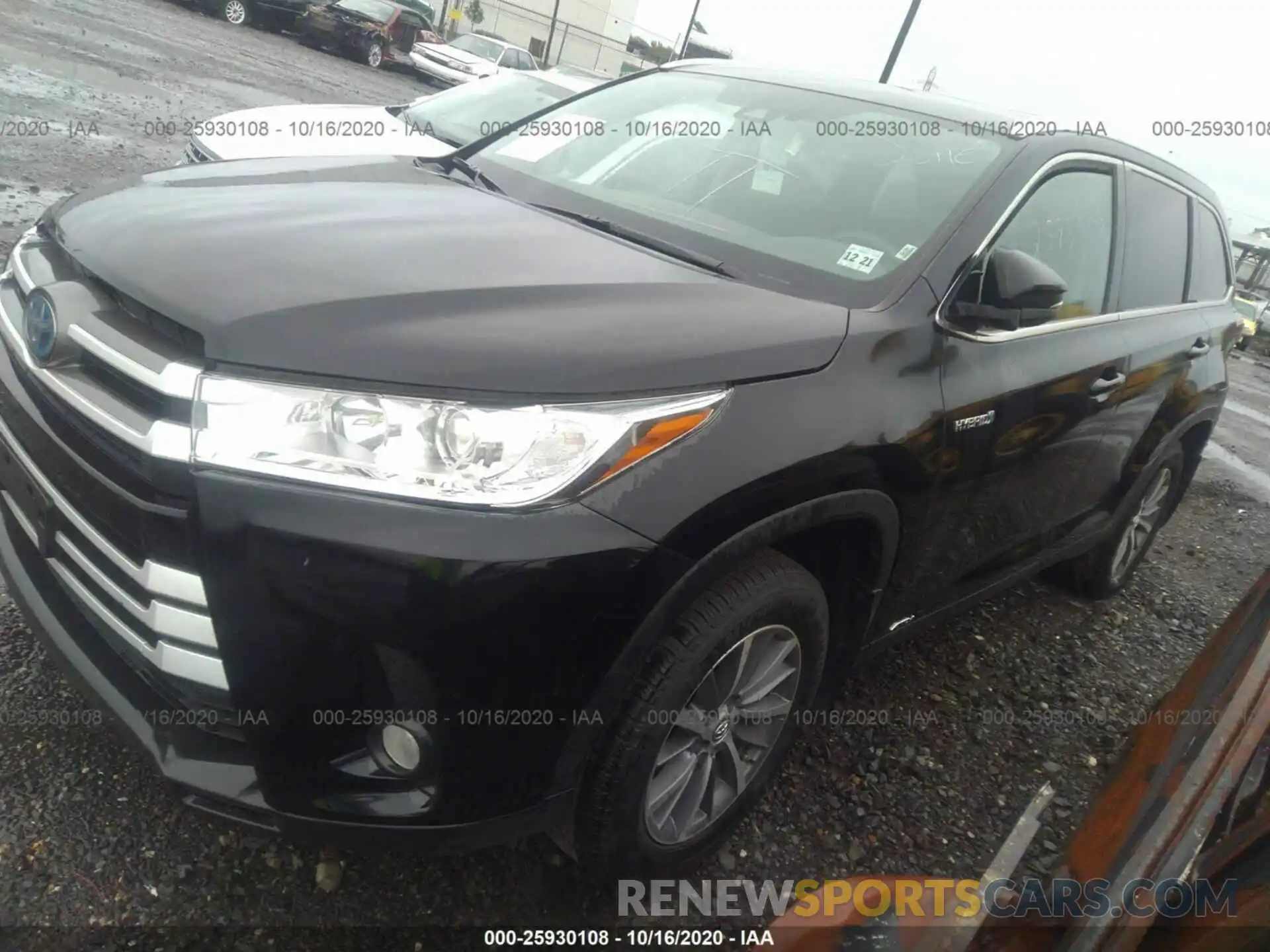 2 Photograph of a damaged car 5TDJGRFH5KS057182 TOYOTA HIGHLANDER 2019