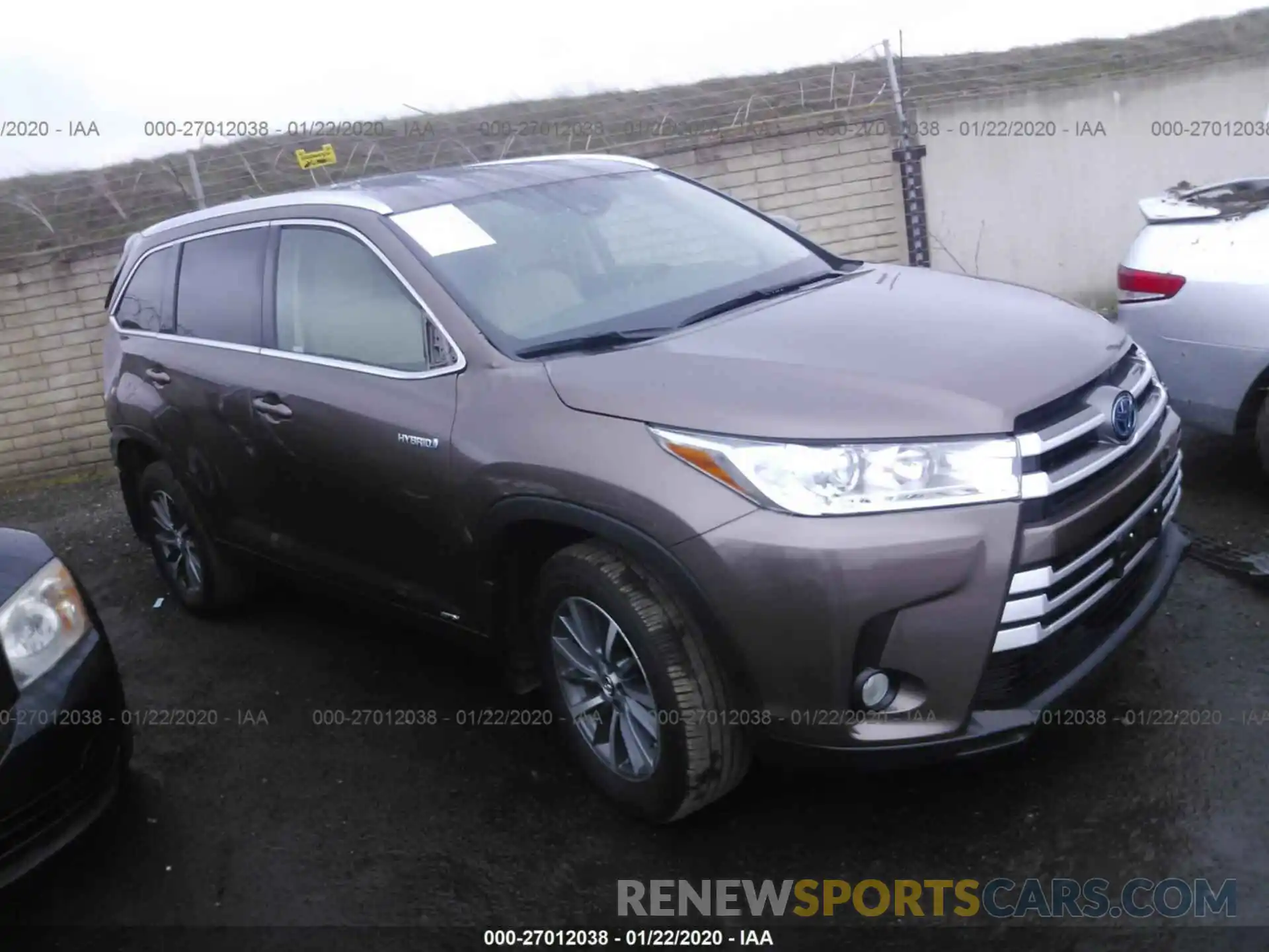 1 Фотография поврежденного автомобиля 5TDJGRFH5KS058803 TOYOTA HIGHLANDER 2019