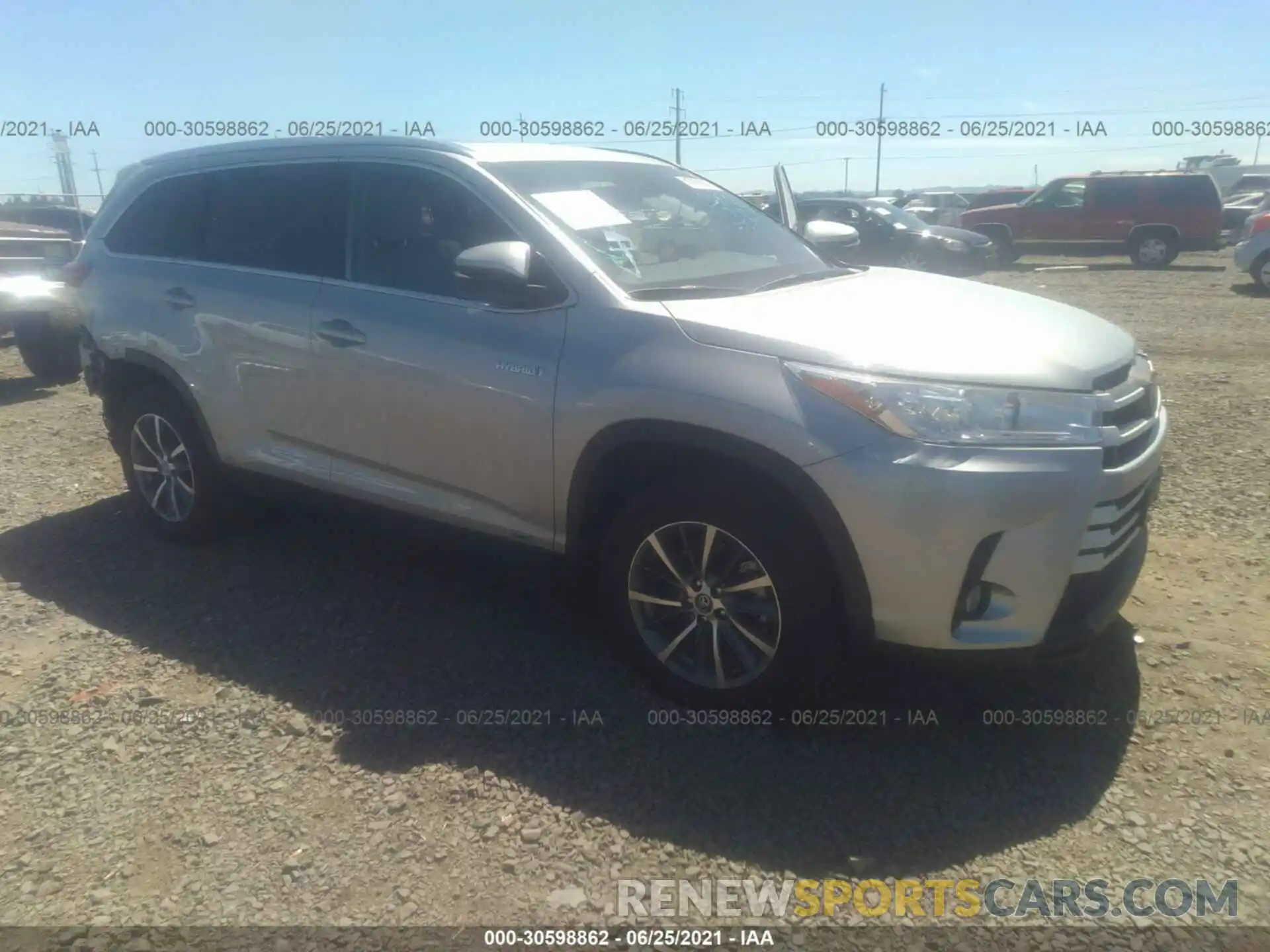 1 Photograph of a damaged car 5TDJGRFH5KS062849 TOYOTA HIGHLANDER 2019