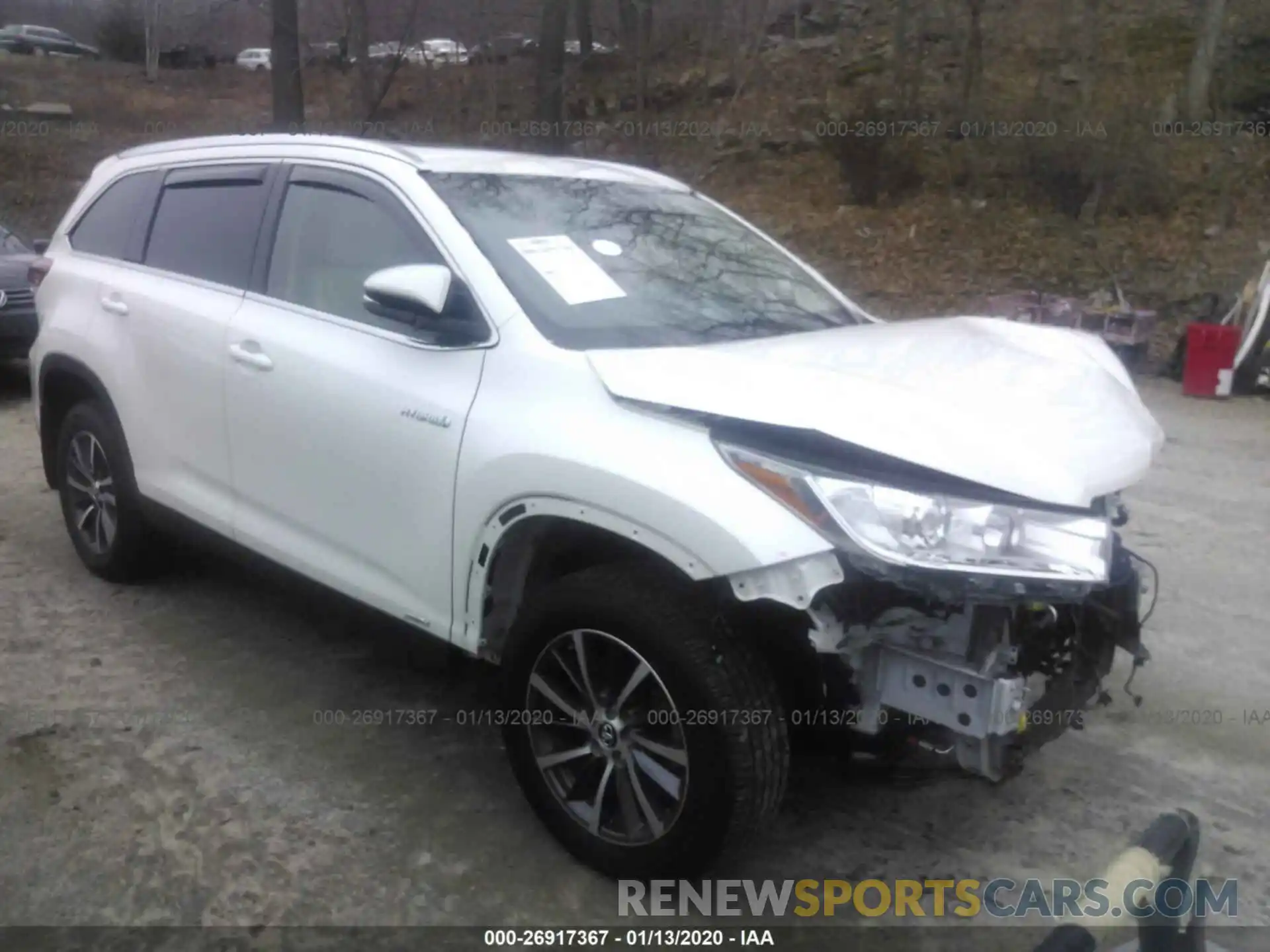 1 Photograph of a damaged car 5TDJGRFH6KS057272 TOYOTA HIGHLANDER 2019