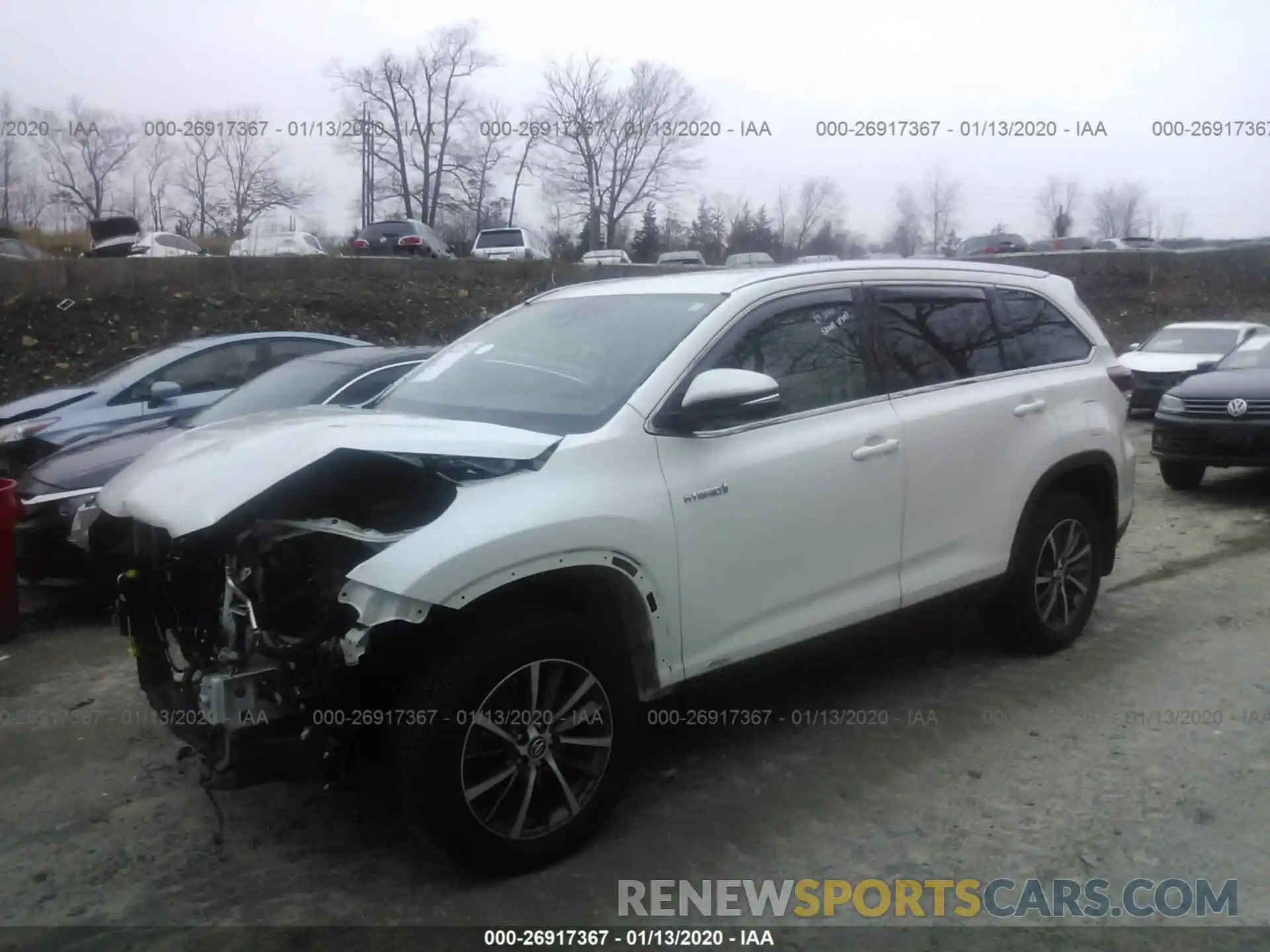 2 Photograph of a damaged car 5TDJGRFH6KS057272 TOYOTA HIGHLANDER 2019