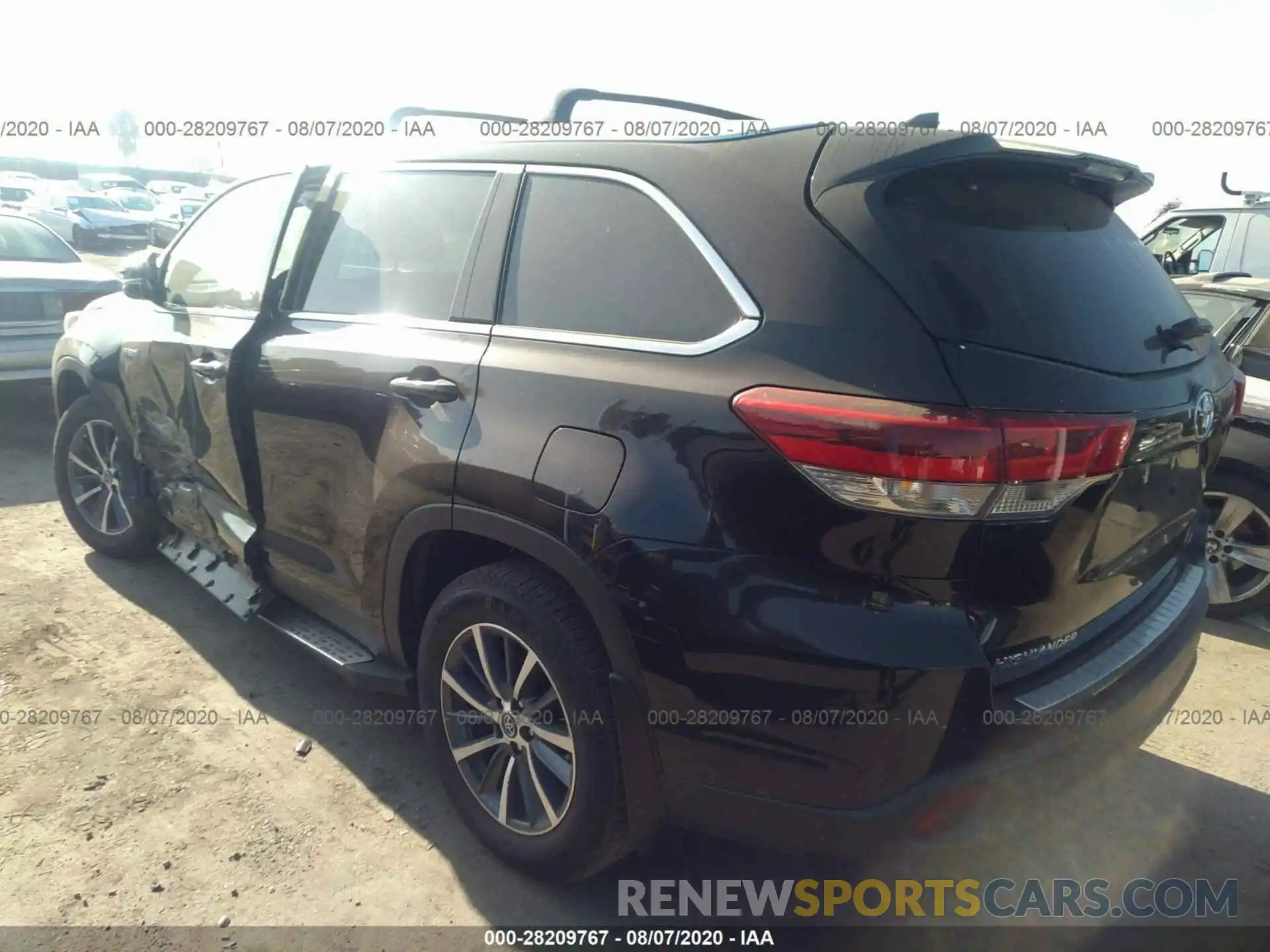 3 Фотография поврежденного автомобиля 5TDJGRFH6KS072726 TOYOTA HIGHLANDER 2019