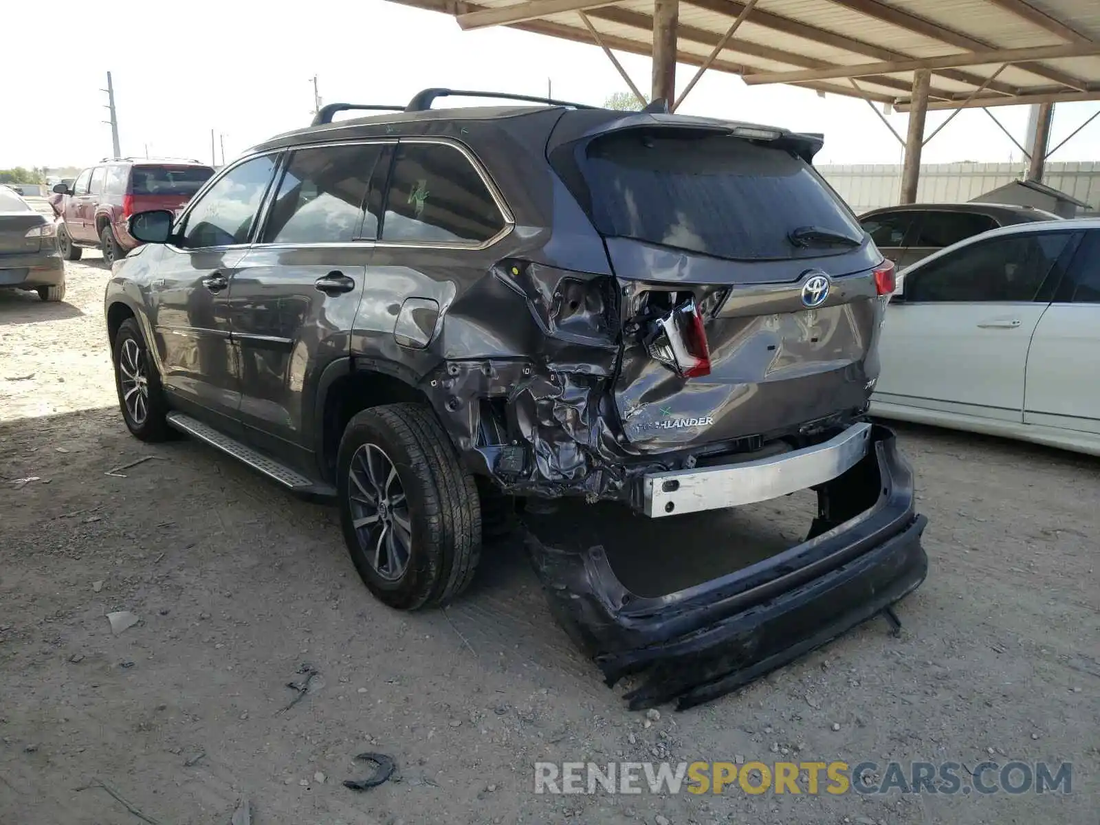 3 Фотография поврежденного автомобиля 5TDJGRFH6KS075948 TOYOTA HIGHLANDER 2019