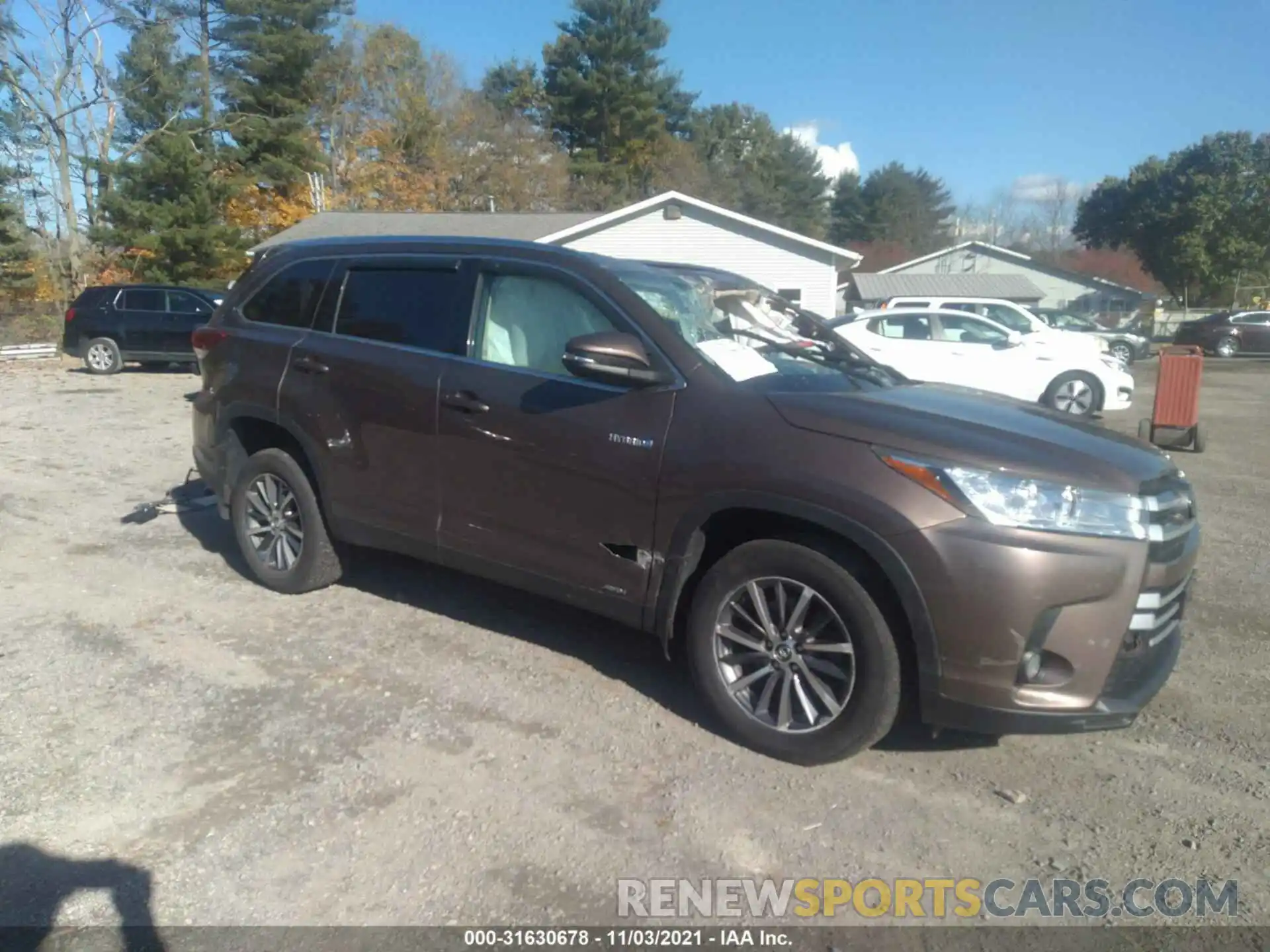 1 Photograph of a damaged car 5TDJGRFH8KS062697 TOYOTA HIGHLANDER 2019