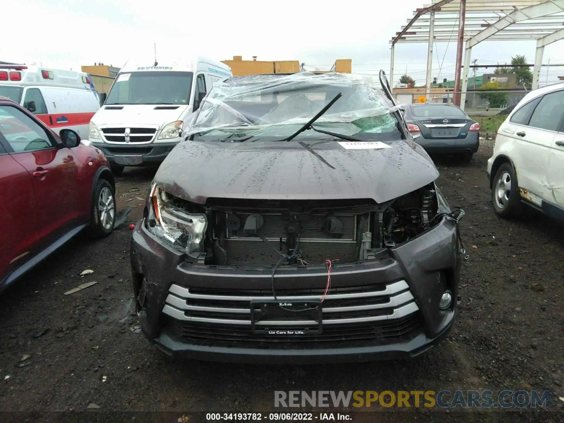 6 Photograph of a damaged car 5TDJGRFH9KS057556 TOYOTA HIGHLANDER 2019