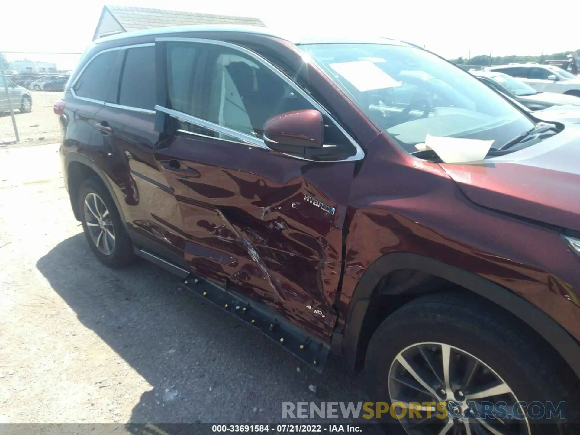 6 Photograph of a damaged car 5TDJGRFH9KS068315 TOYOTA HIGHLANDER 2019