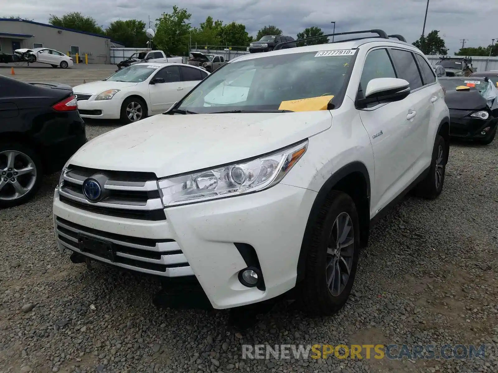 2 Фотография поврежденного автомобиля 5TDJGRFH9KS072123 TOYOTA HIGHLANDER 2019