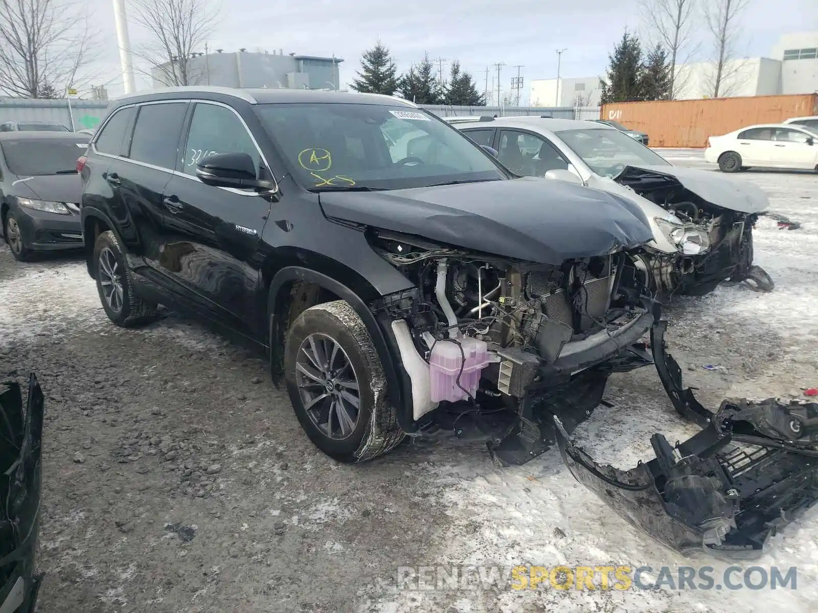 1 Photograph of a damaged car 5TDJGRFH9KS073286 TOYOTA HIGHLANDER 2019
