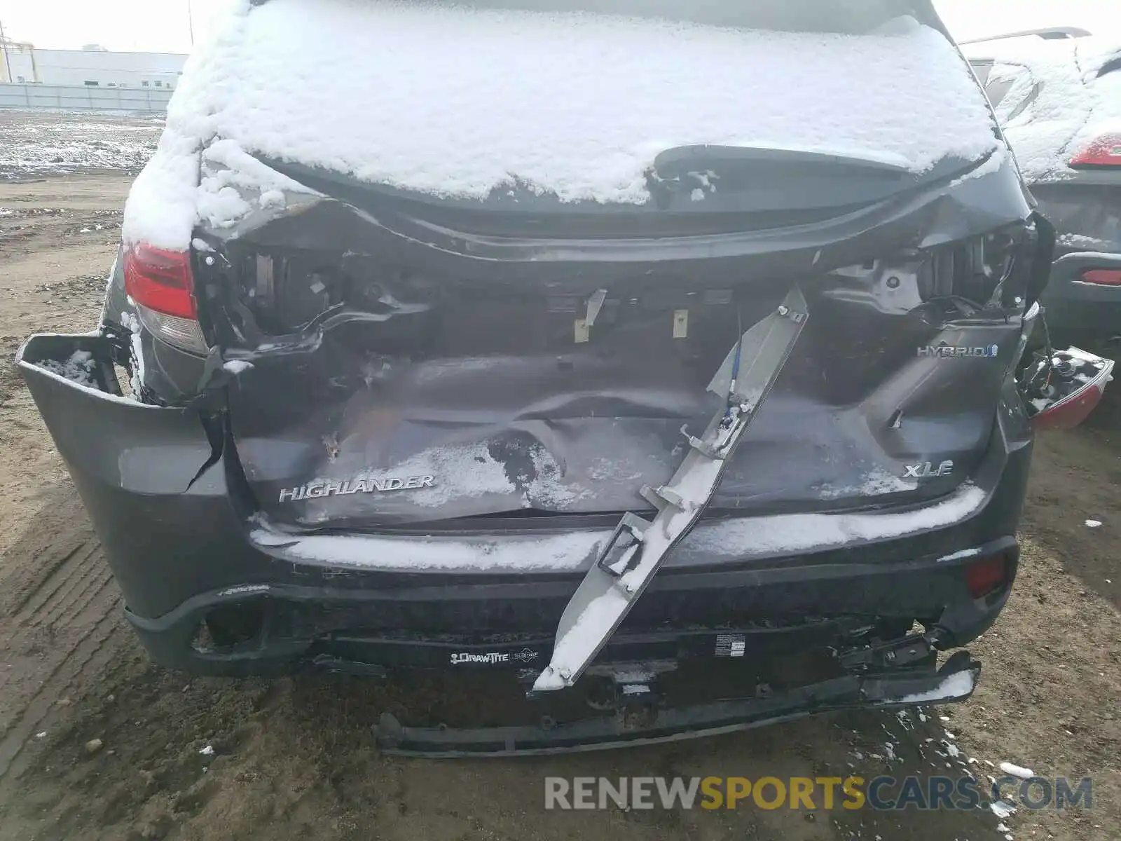 9 Photograph of a damaged car 5TDJGRFH9KS075068 TOYOTA HIGHLANDER 2019