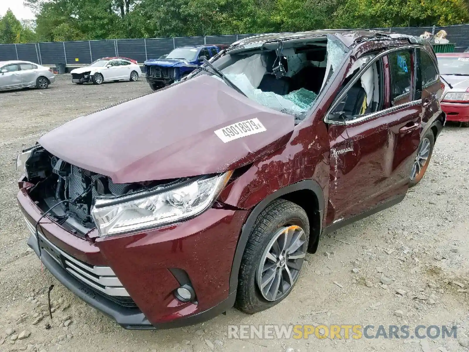 2 Photograph of a damaged car 5TDJGRFHXKS067299 TOYOTA HIGHLANDER 2019