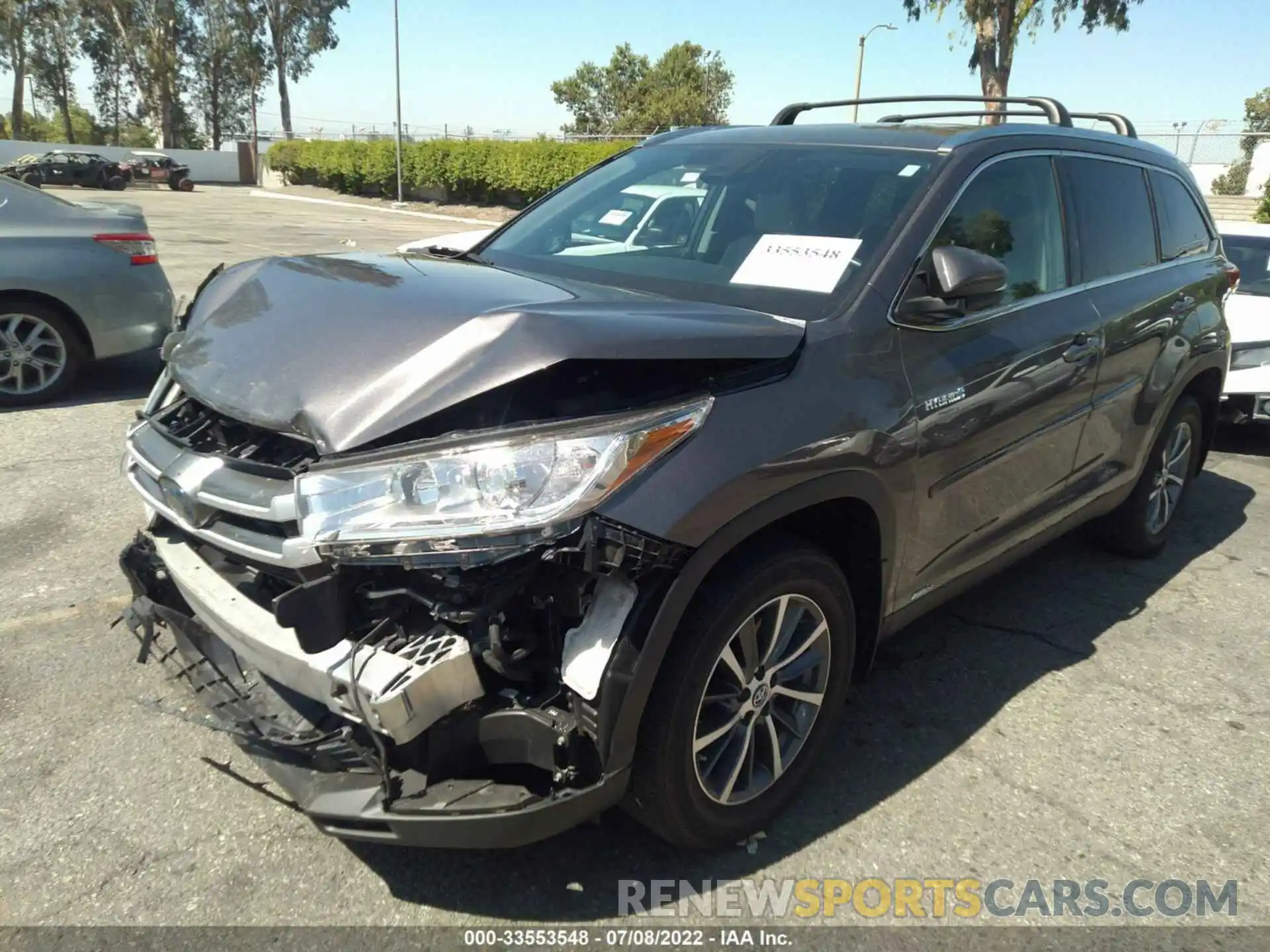 2 Photograph of a damaged car 5TDJGRFHXKS075550 TOYOTA HIGHLANDER 2019