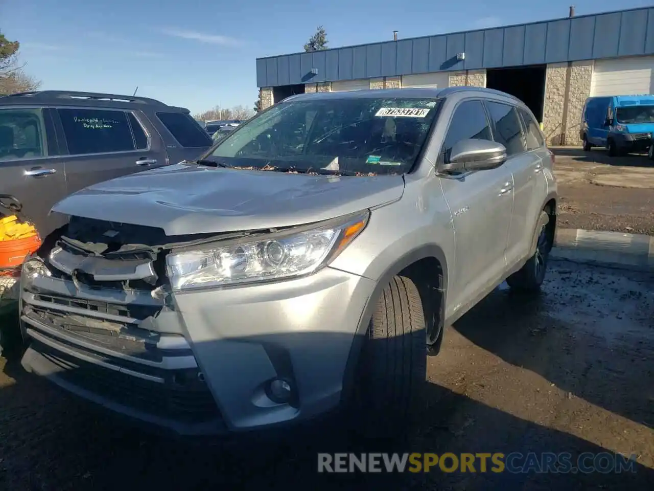 2 Photograph of a damaged car 5TDJGRFHXKS075922 TOYOTA HIGHLANDER 2019