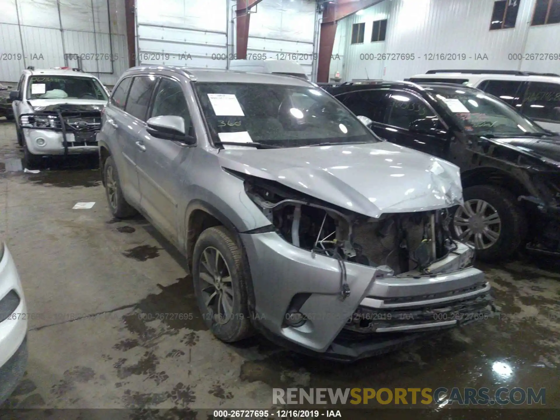 1 Photograph of a damaged car 5TDJZRFH0KS565103 TOYOTA HIGHLANDER 2019