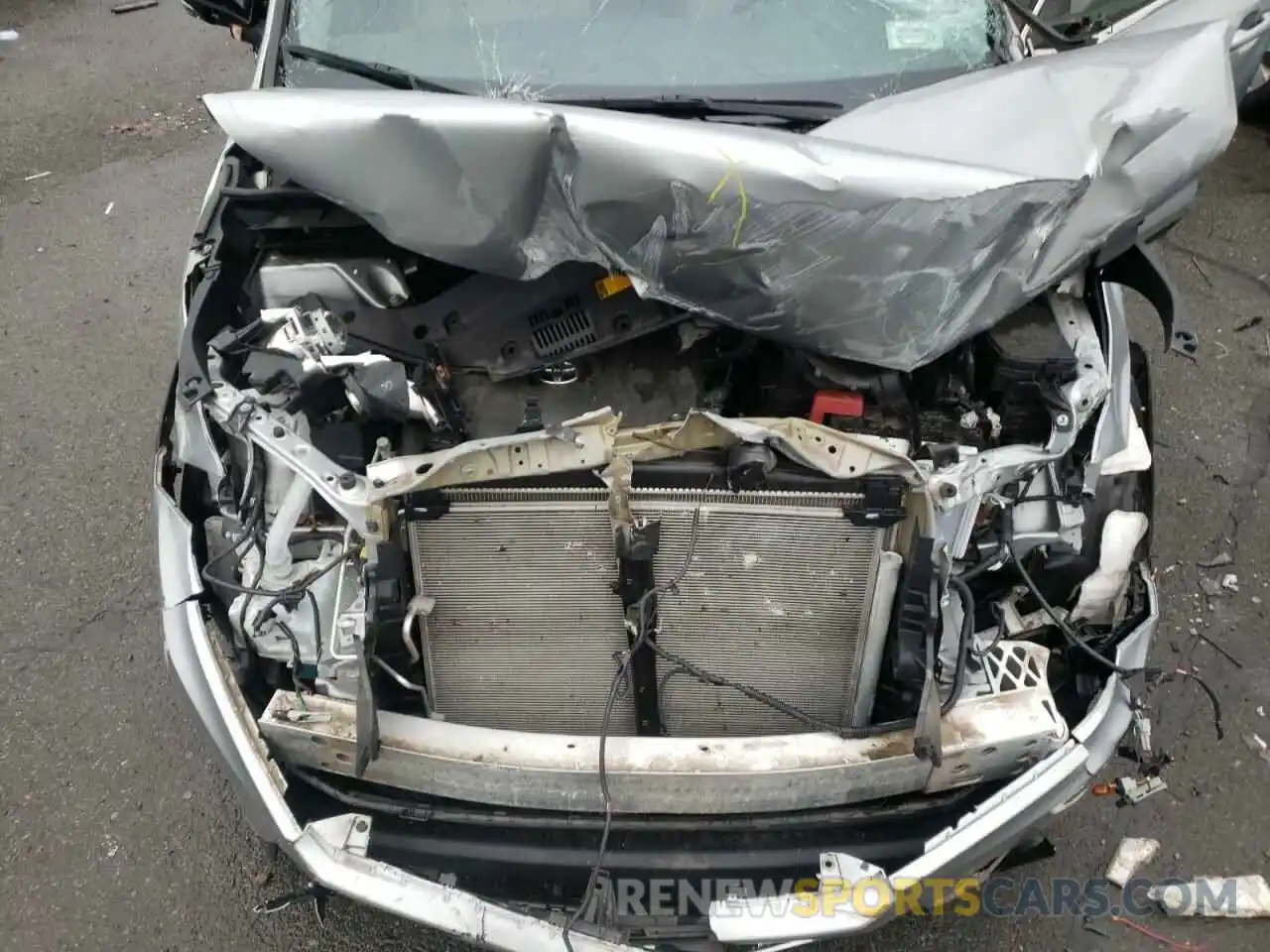 7 Photograph of a damaged car 5TDJZRFH0KS574349 TOYOTA HIGHLANDER 2019