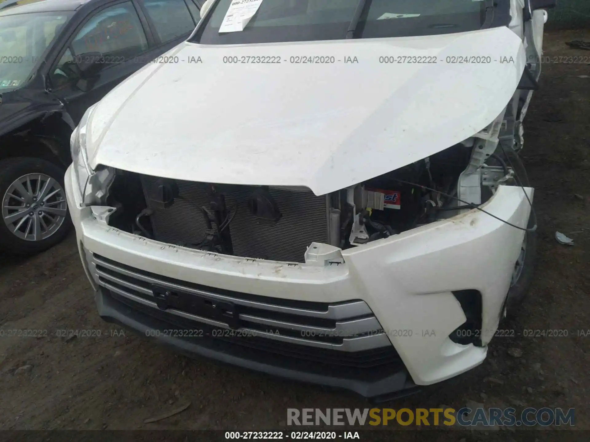 6 Photograph of a damaged car 5TDJZRFH0KS578367 TOYOTA HIGHLANDER 2019