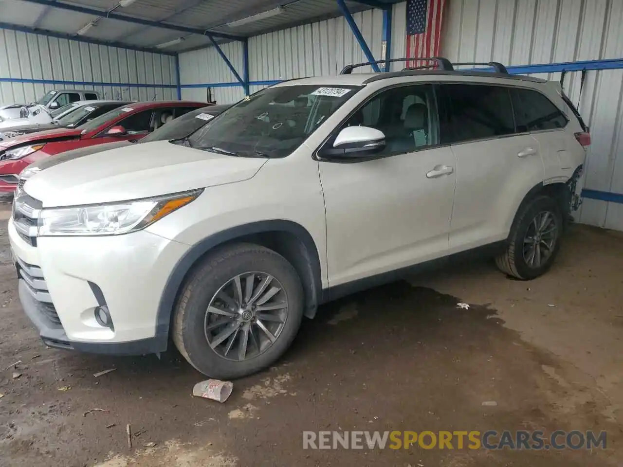 1 Фотография поврежденного автомобиля 5TDJZRFH0KS590101 TOYOTA HIGHLANDER 2019