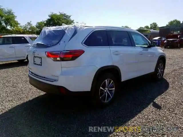 3 Photograph of a damaged car 5TDJZRFH0KS590485 TOYOTA HIGHLANDER 2019