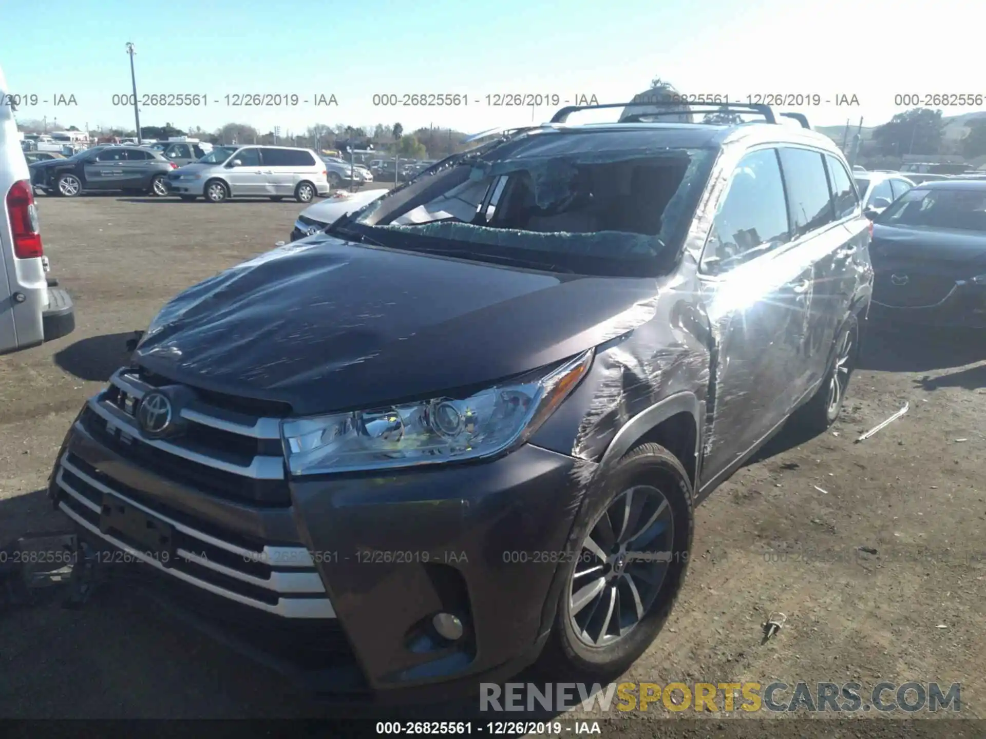 2 Фотография поврежденного автомобиля 5TDJZRFH0KS598067 TOYOTA HIGHLANDER 2019