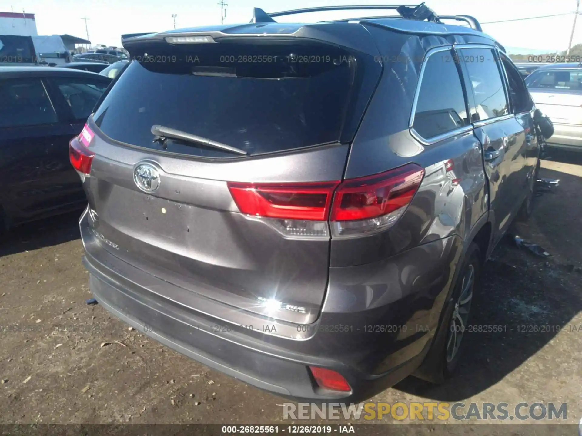 4 Фотография поврежденного автомобиля 5TDJZRFH0KS598067 TOYOTA HIGHLANDER 2019