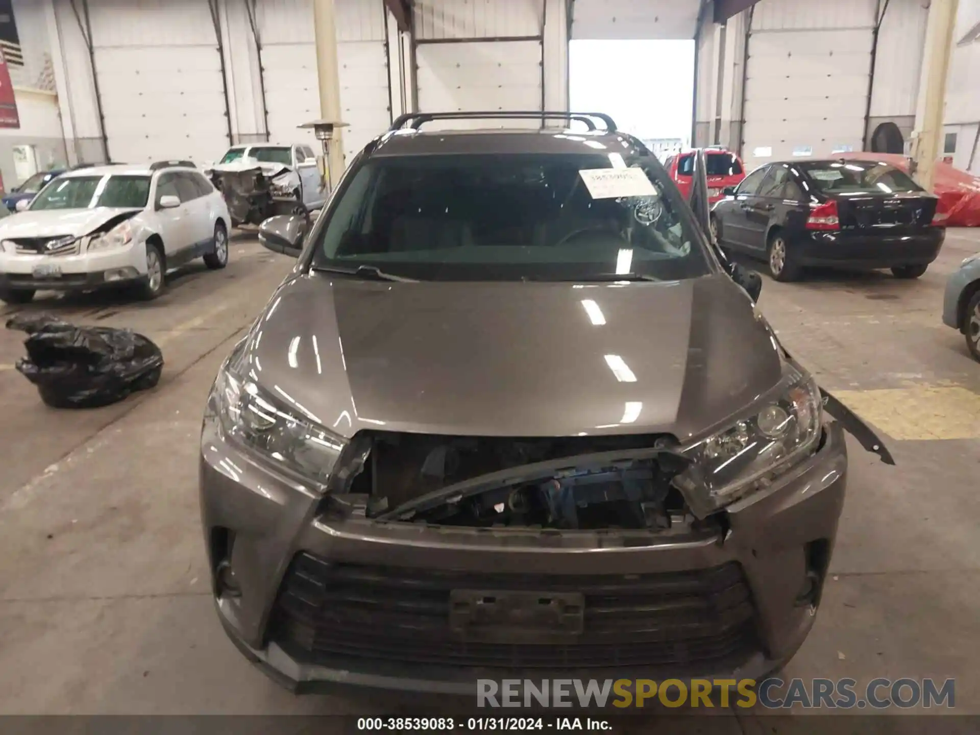 12 Photograph of a damaged car 5TDJZRFH0KS598540 TOYOTA HIGHLANDER 2019